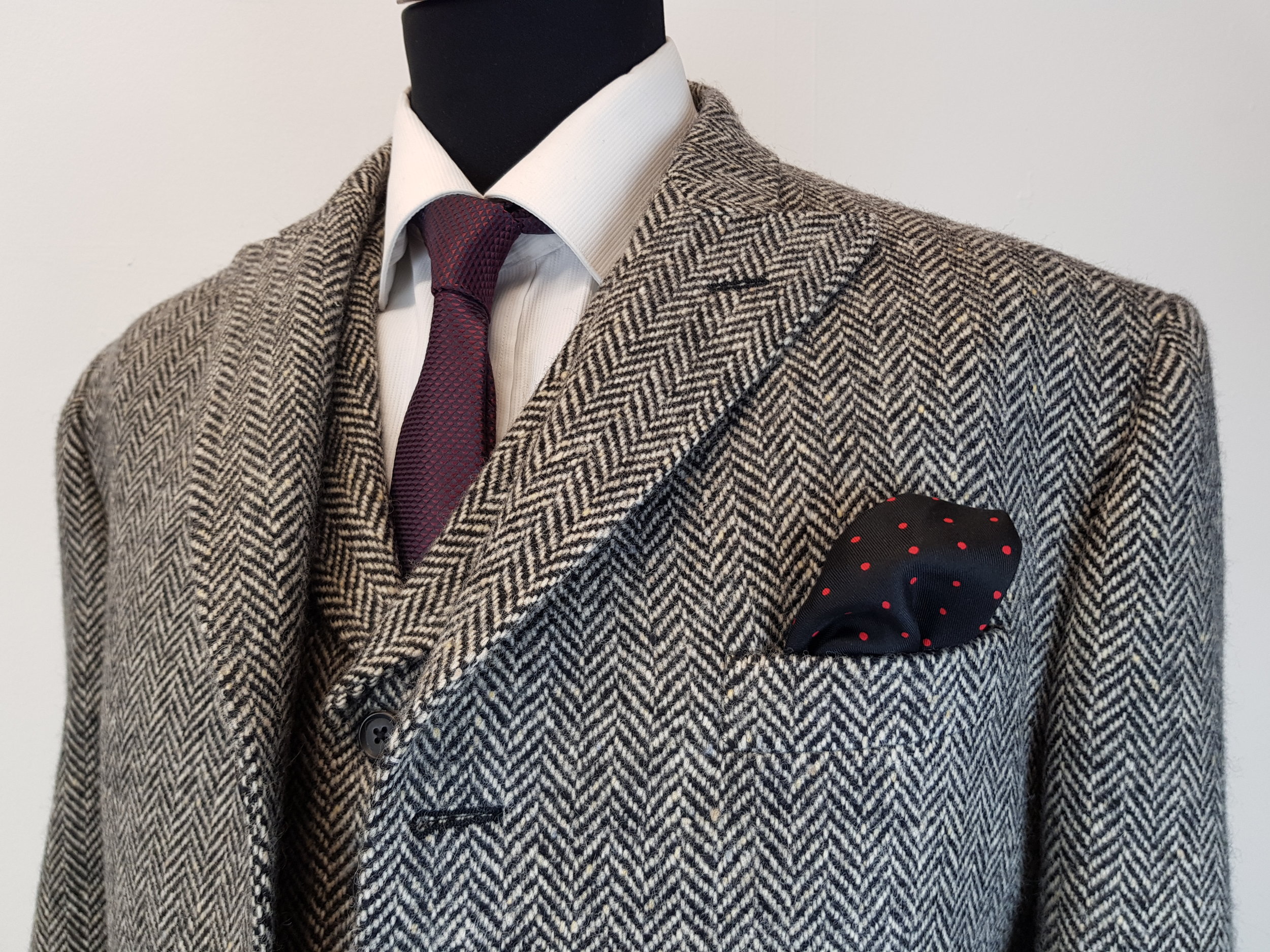 3 Piece Suit in Molloy Herringbone Donegal Tweed — TWEED ADDICT