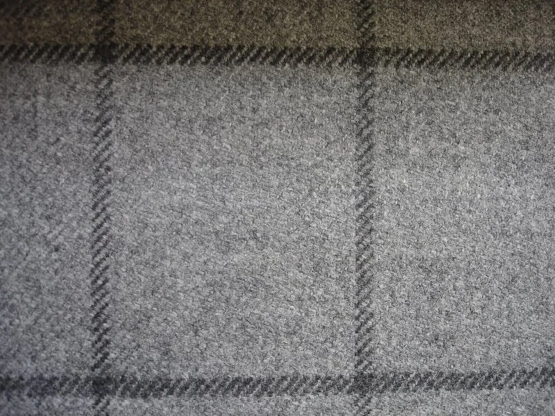 Moonbeam 75% Lambswool 25% Angora D671