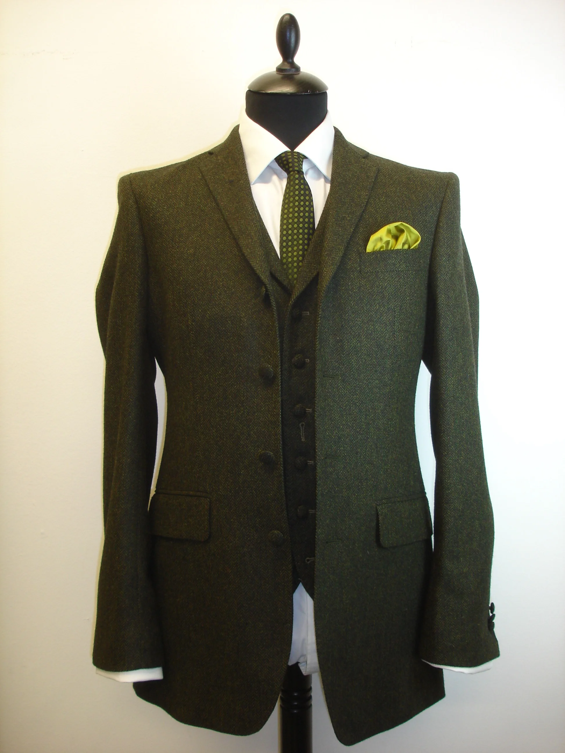 3 Piece Vintage Style Suit in Green Herringbone Lambswool Tweed — TWEED