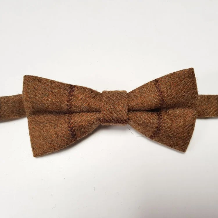Tweed Bow Tie.jpg