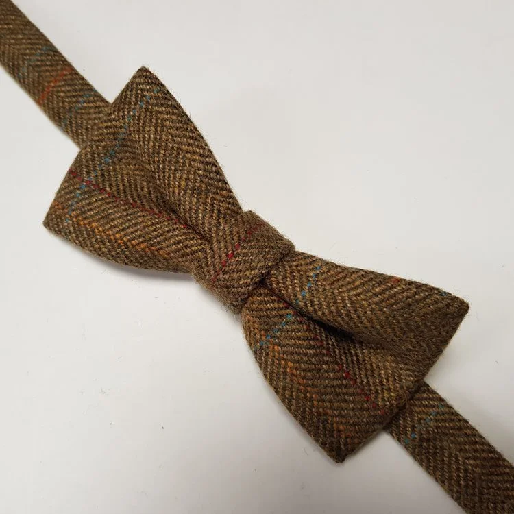 Tweed Bow Tie (7).jpg
