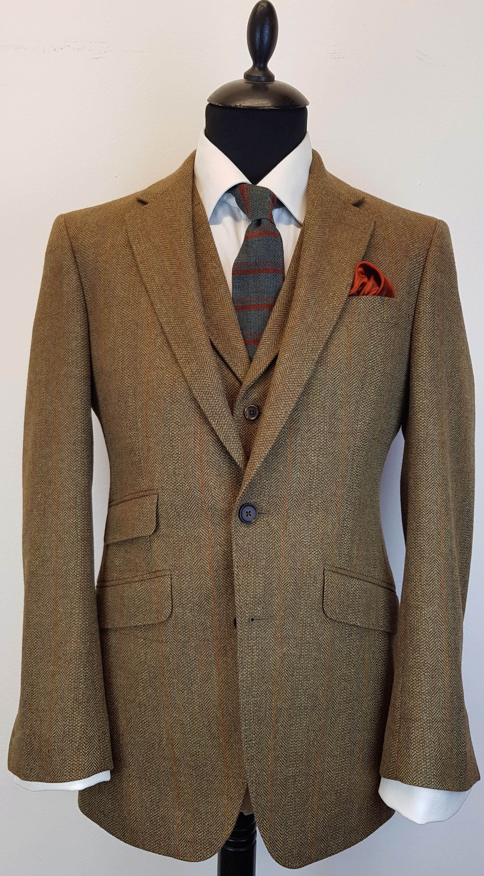 3 Piece Tweed Suit (2).jpg