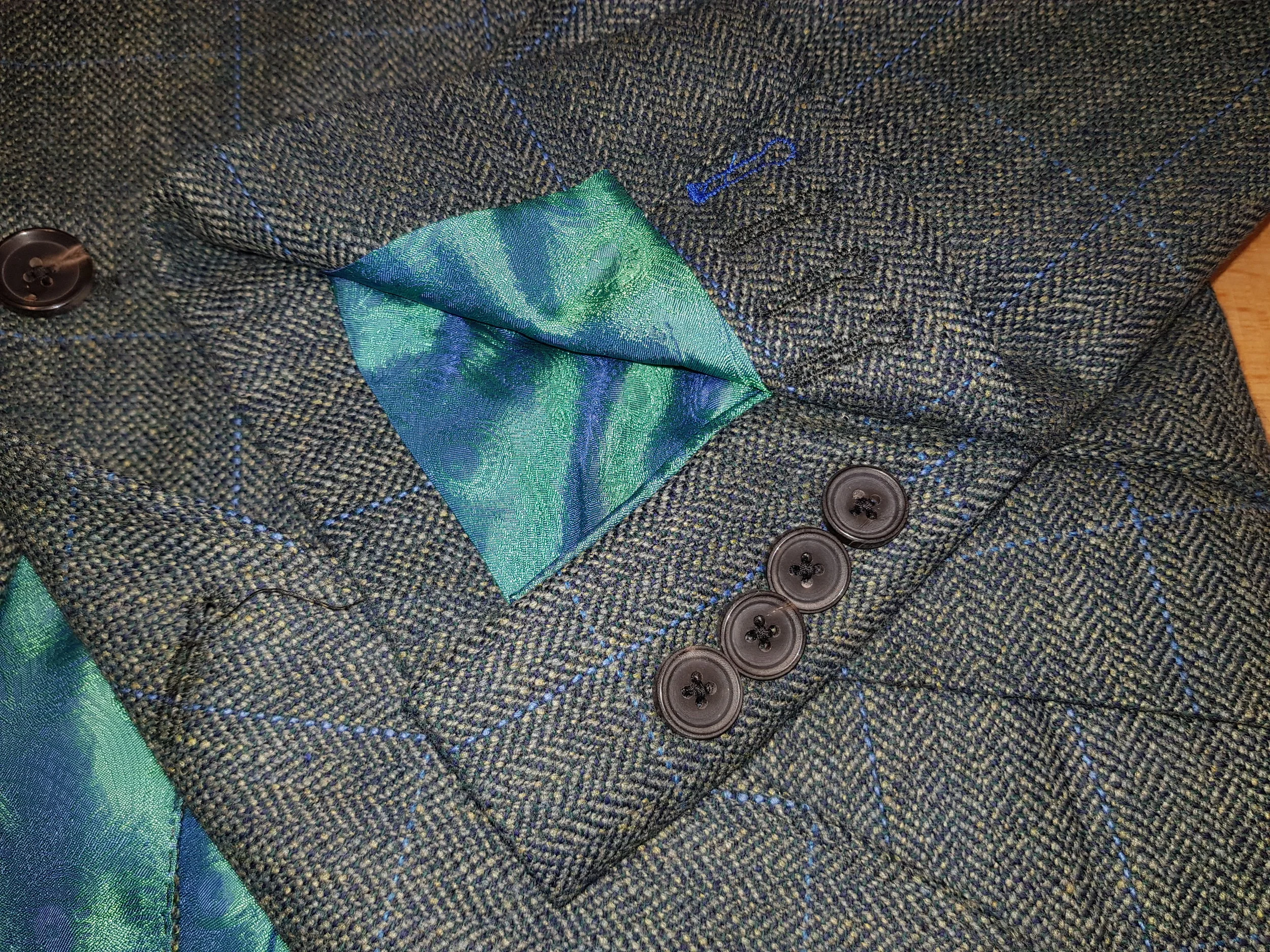 3 Piece Herringbone and check tweed suit (20).jpg