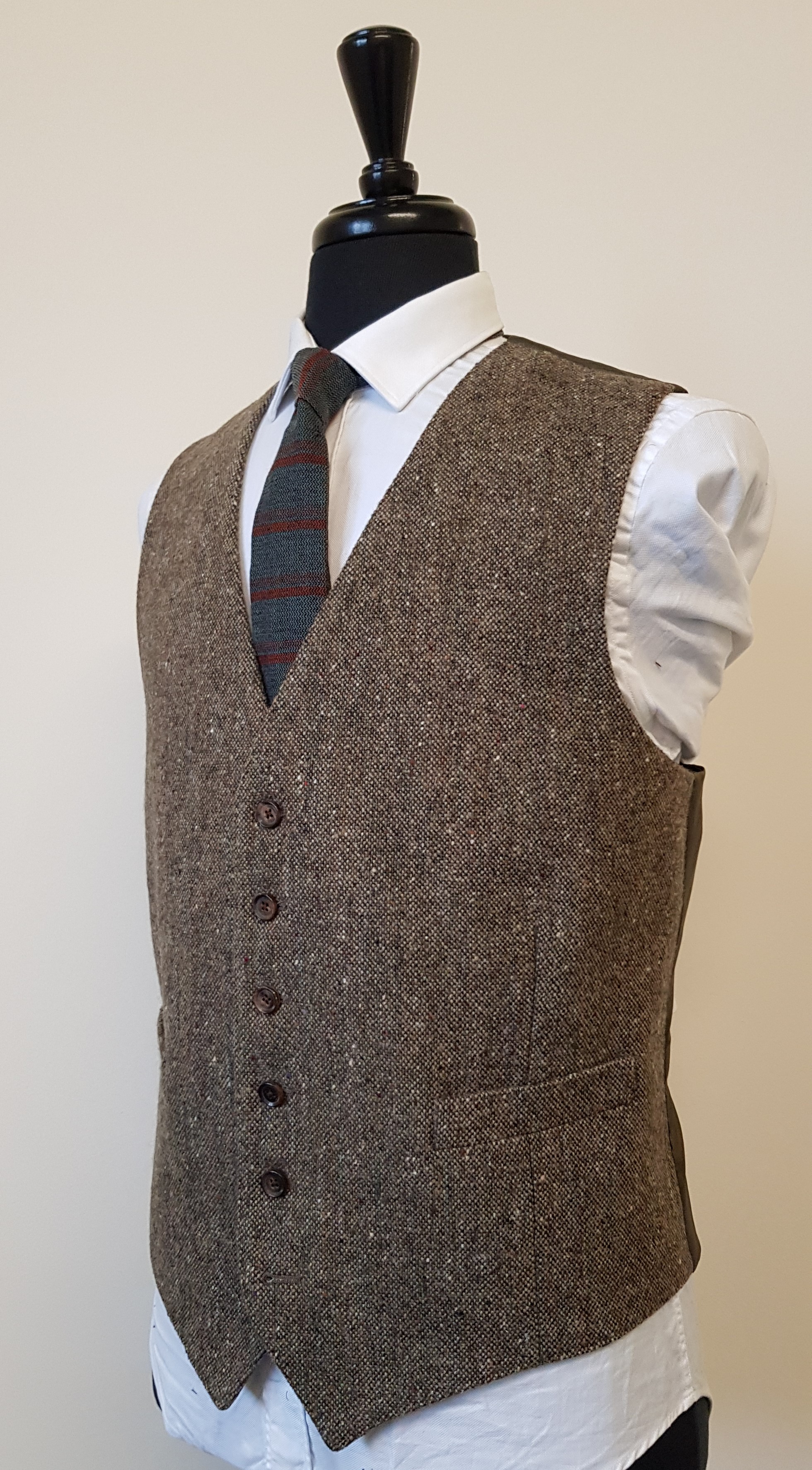 3 Piece Suit in Molloy Donegal Tweed — TWEED ADDICT