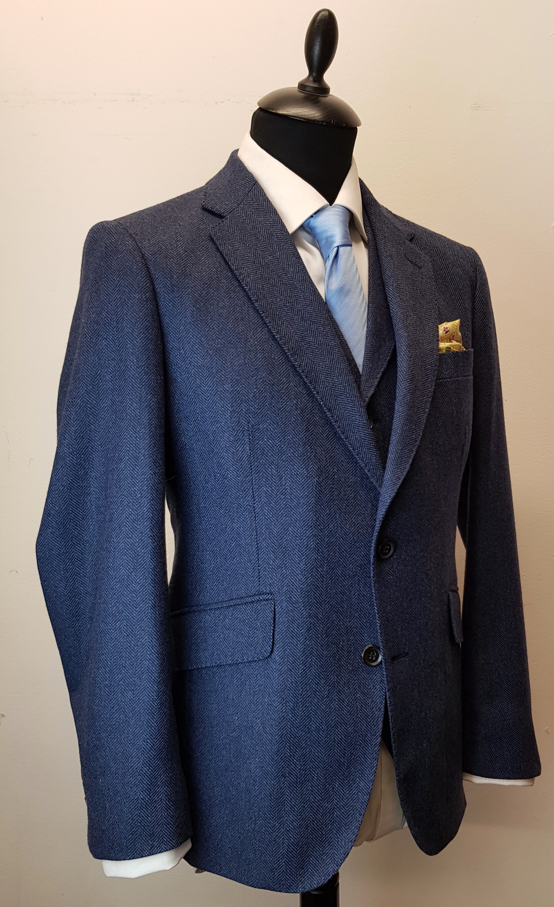 3 piece tweed suit in blue herringbone extra fine merino (7).jpg