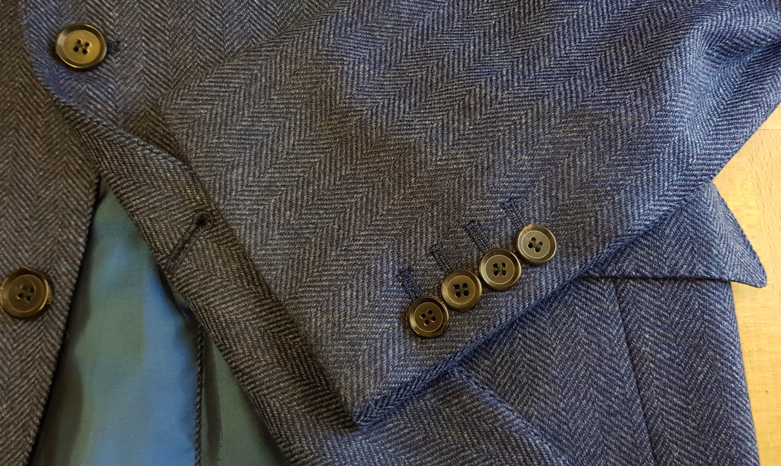 3 Piece Suit in Blue Herringbone Extrafine Merino Tweed — TWEED ADDICT