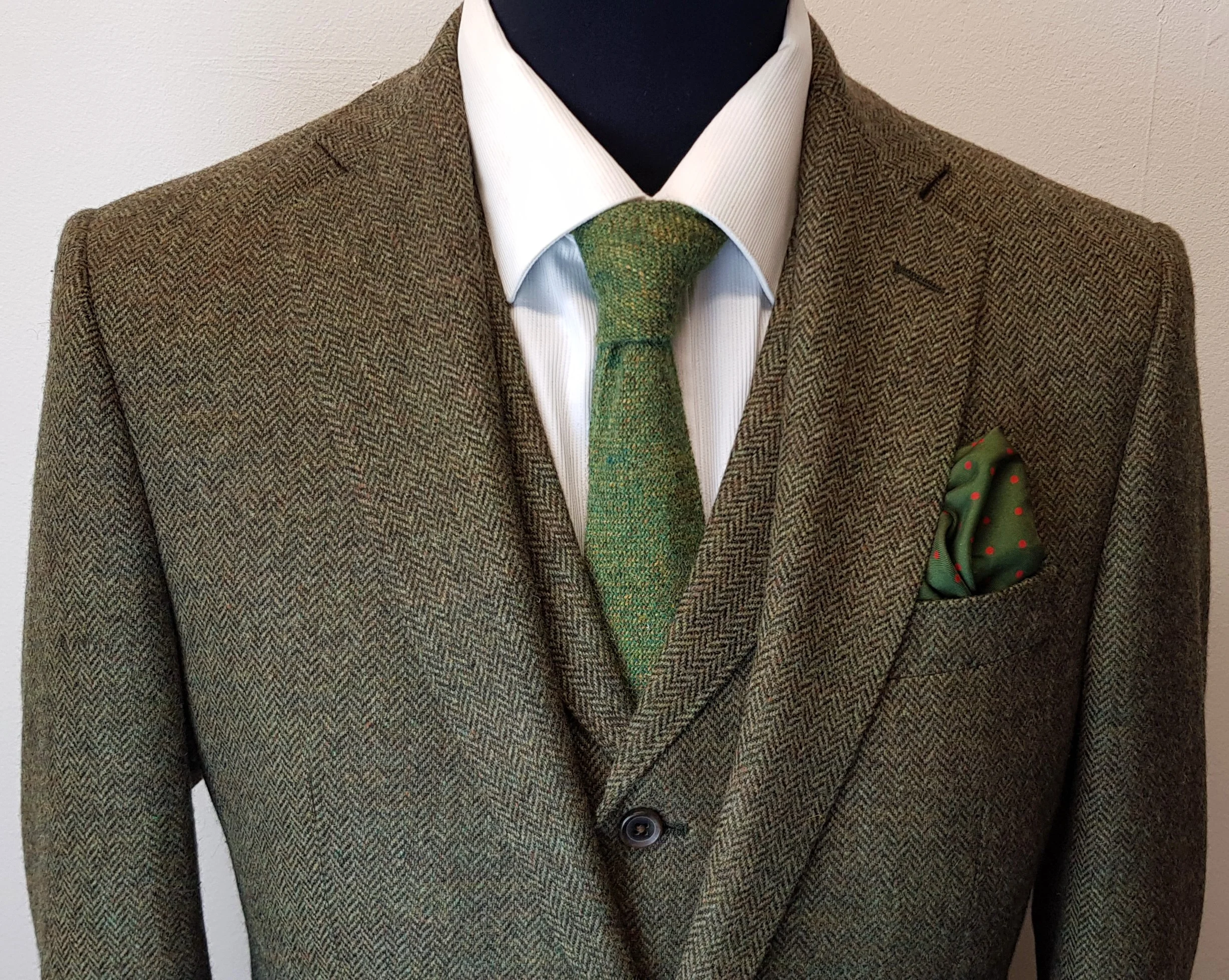 3 Piece Tweed Suit in Green Herringbone Lambswool