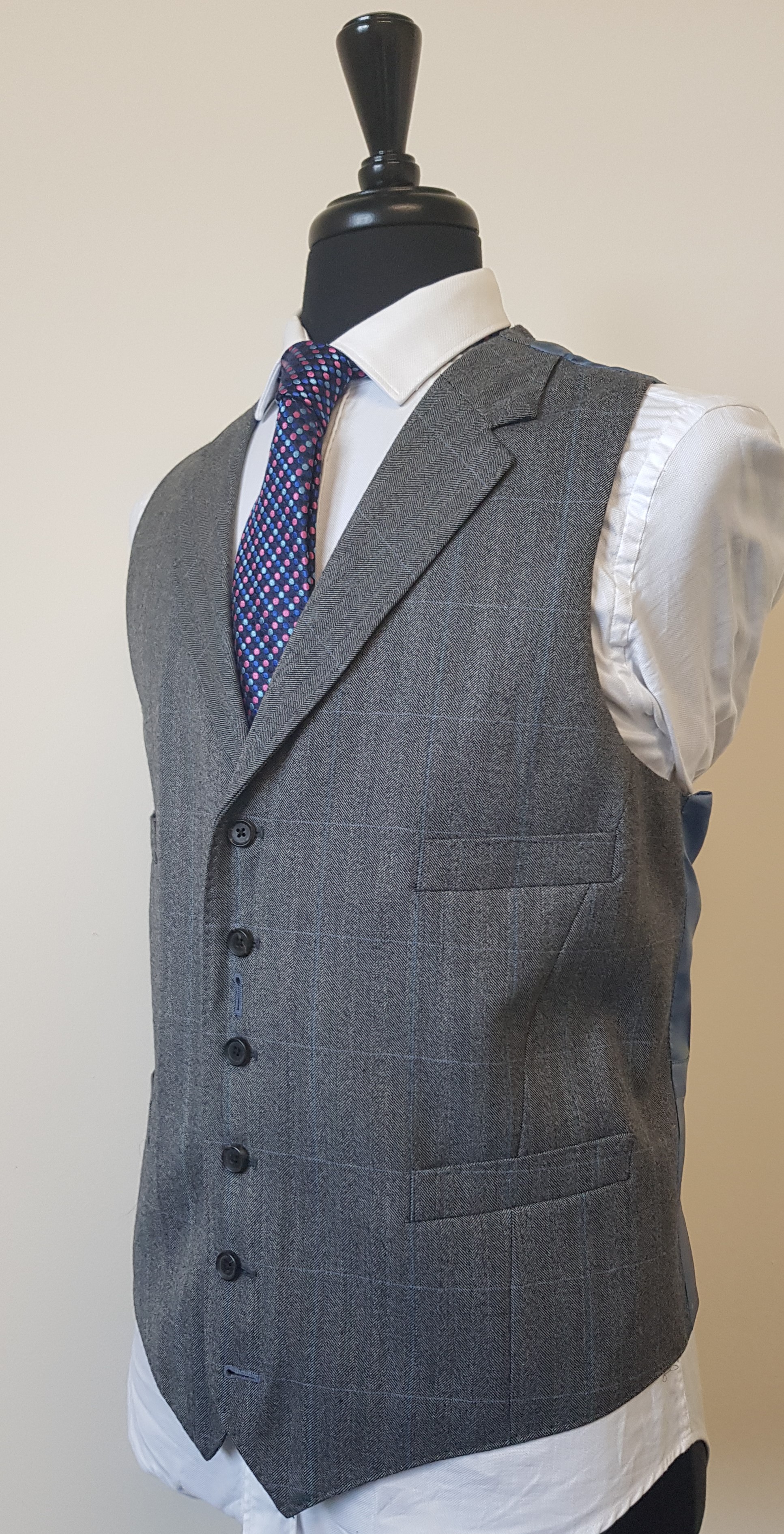 Light Grey 3 Piece Suit in Porter & Harding Glorious Twelfth — TWEED ADDICT