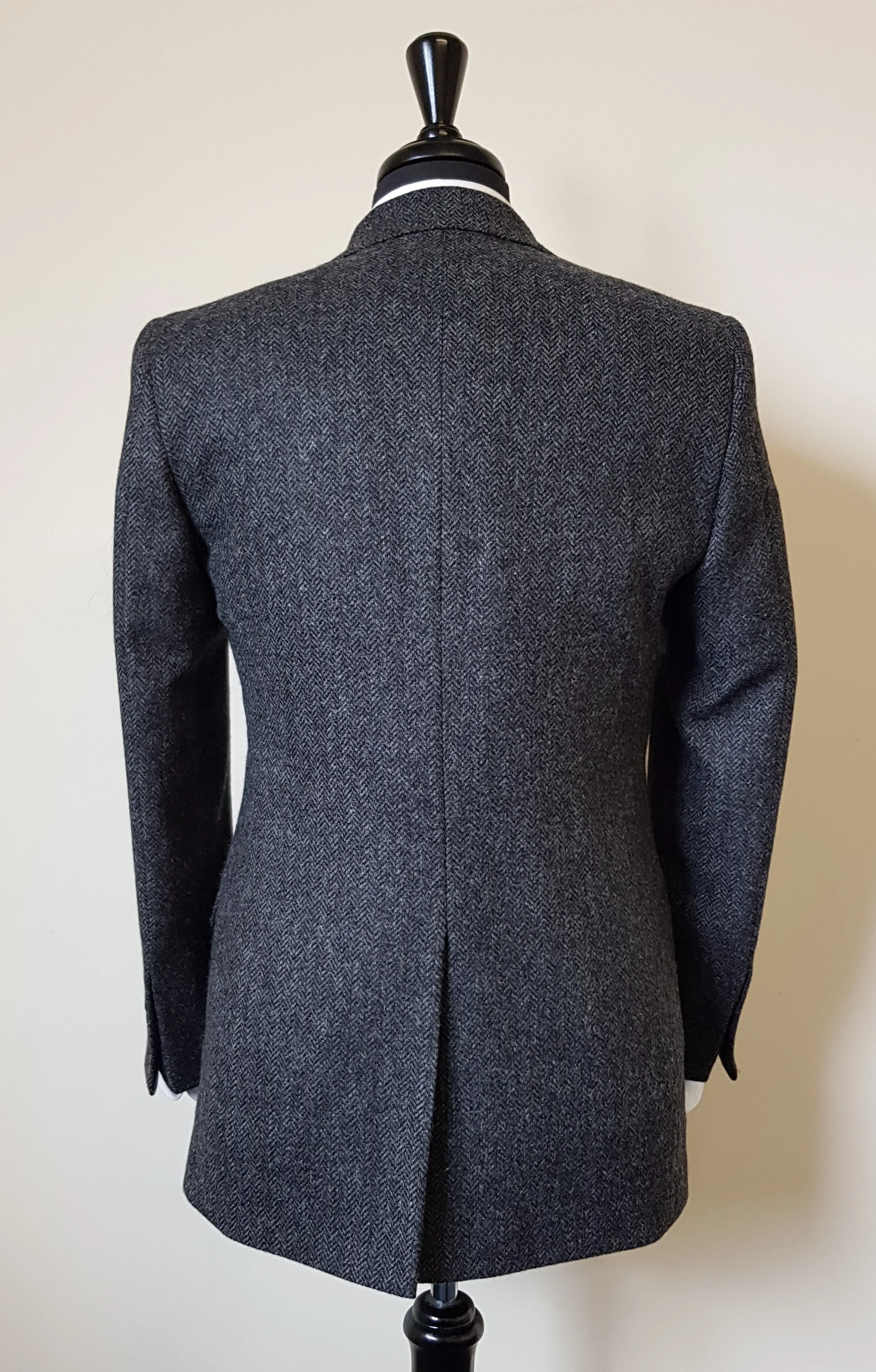 Grey Herringbone Shetland Tweed Jacket (9).jpg