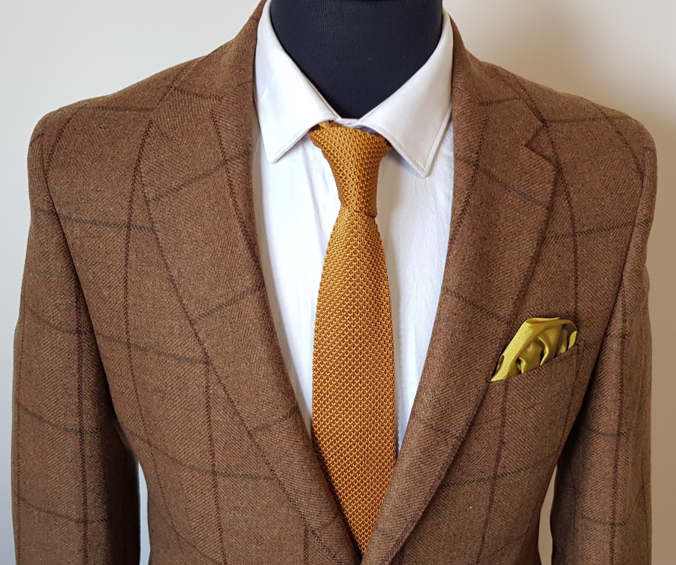 Brown Check Glenroyal Tweed Jacket (3).jpg