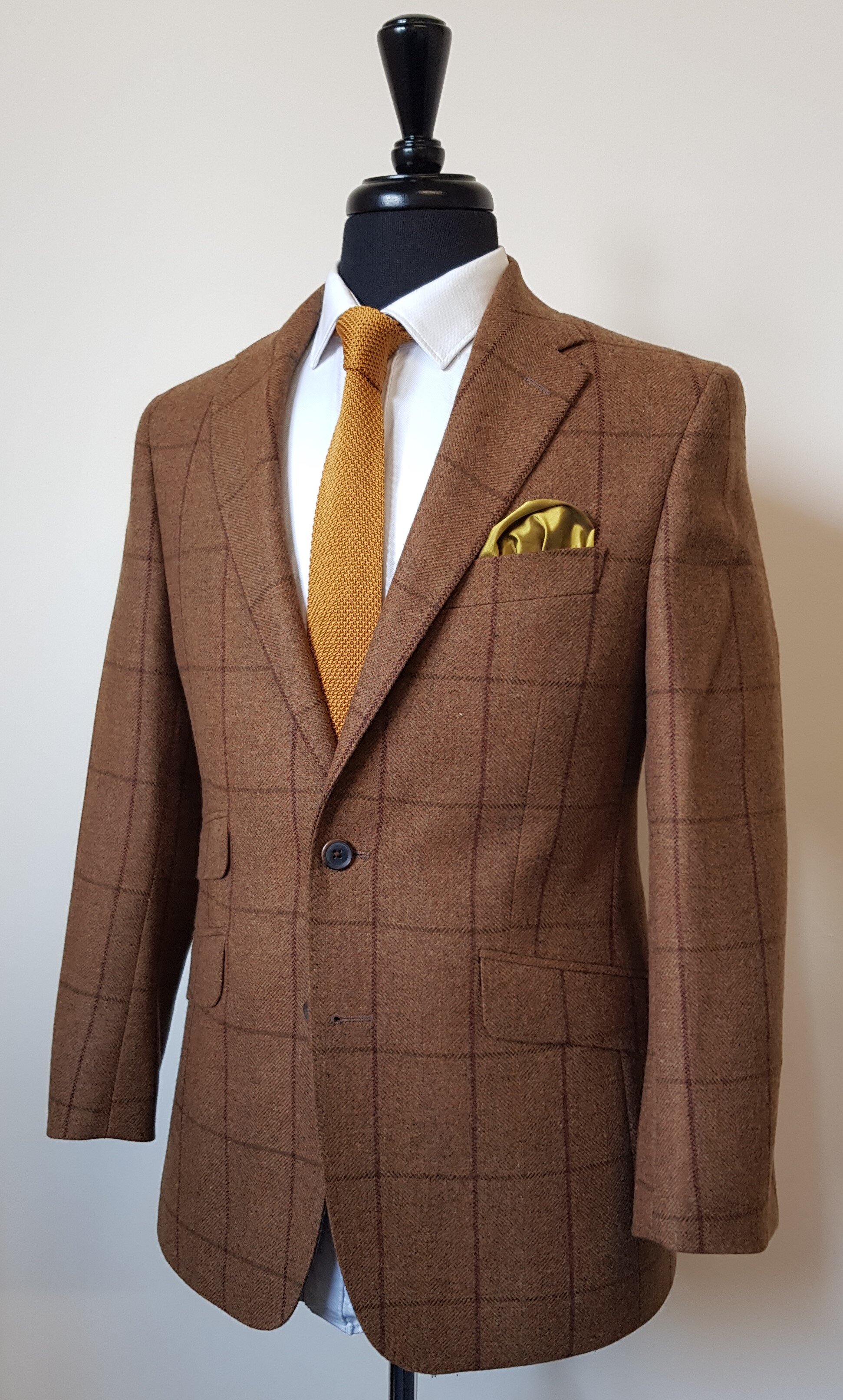 Brown Check Glenroyal Tweed Jacket (5).jpg