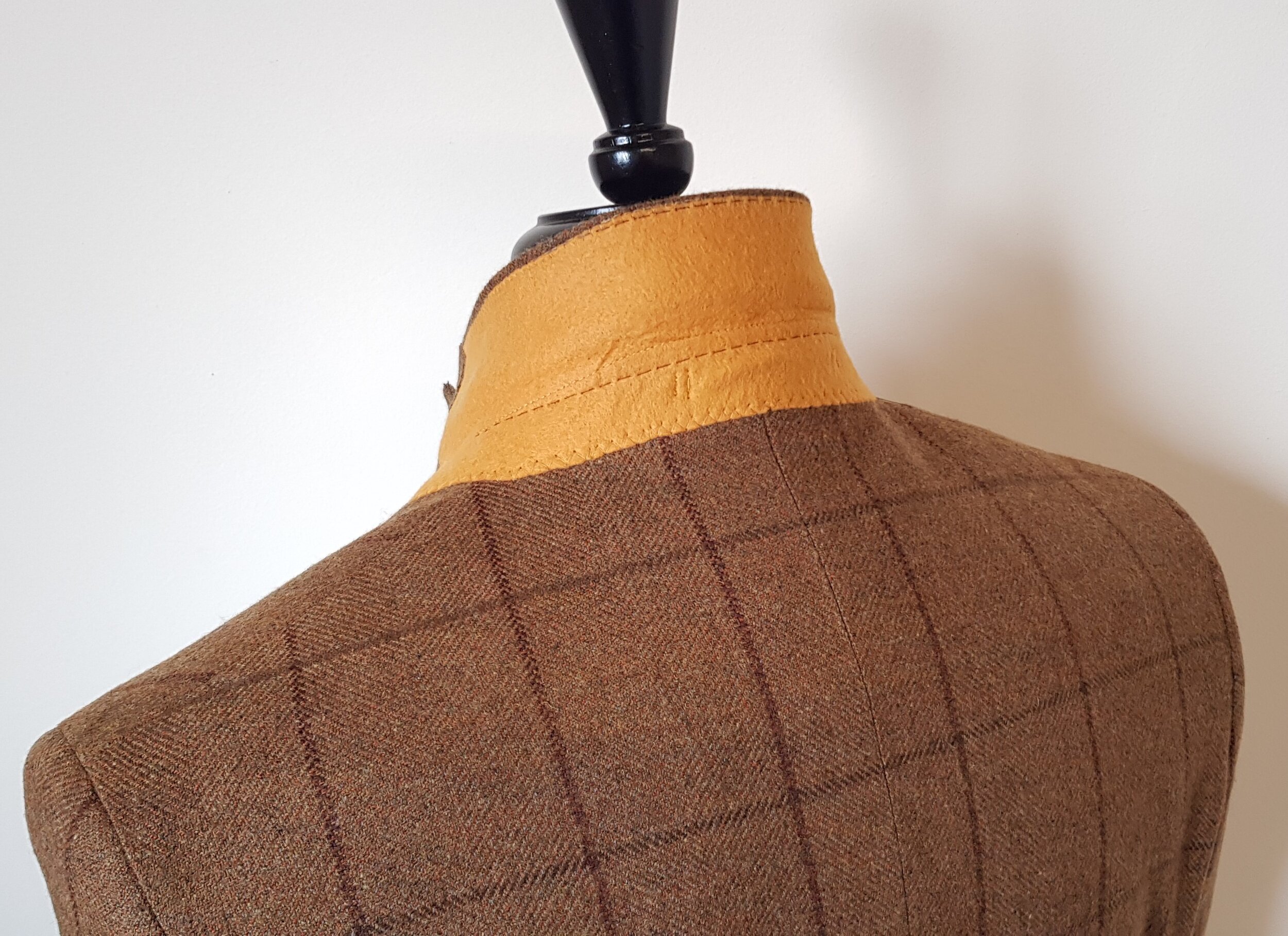 Brown Check Glenroyal Tweed Jacket (7).jpg