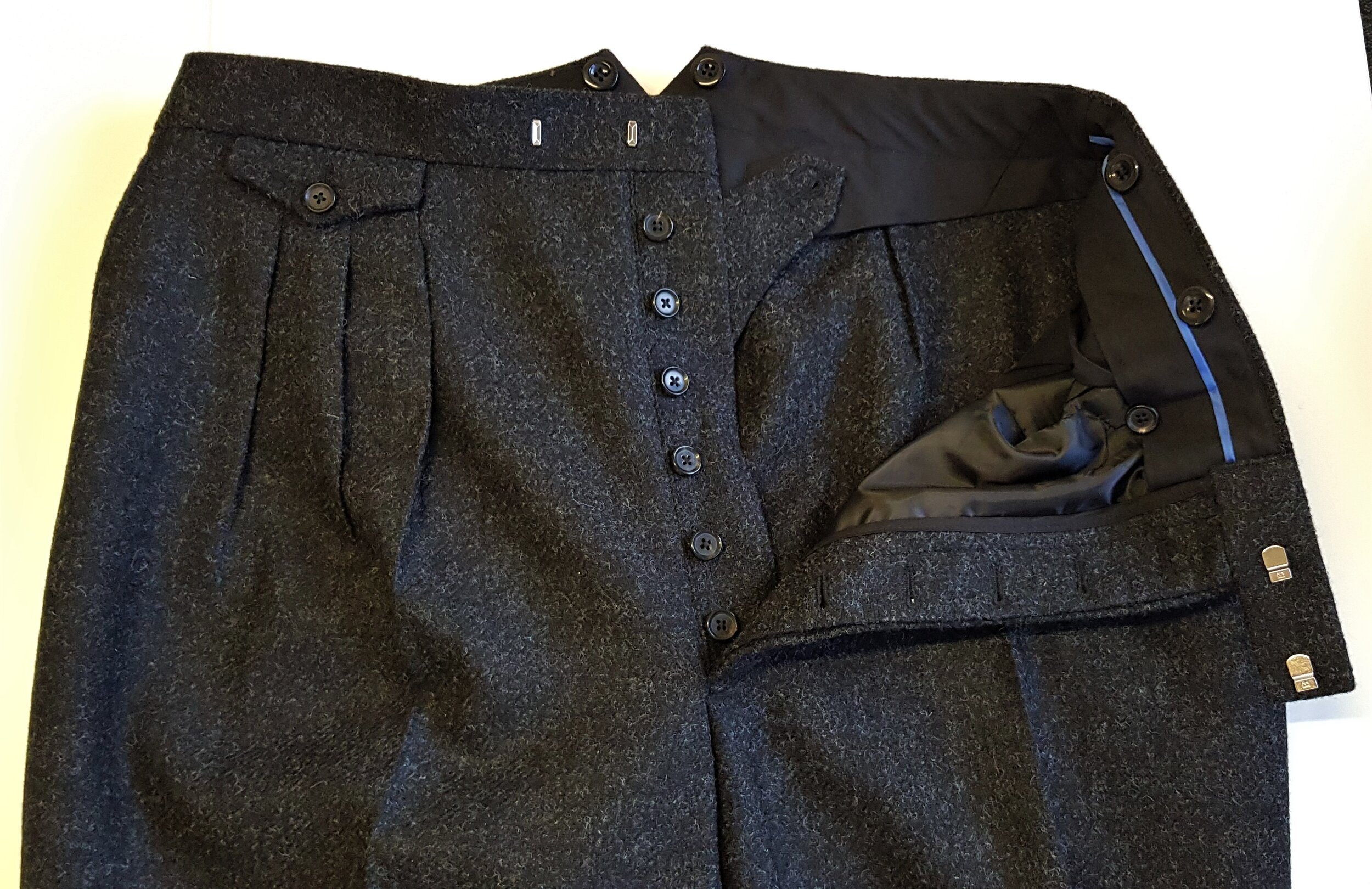 3 Piece Suit in Charcoal Shetland Tweed (11).jpg