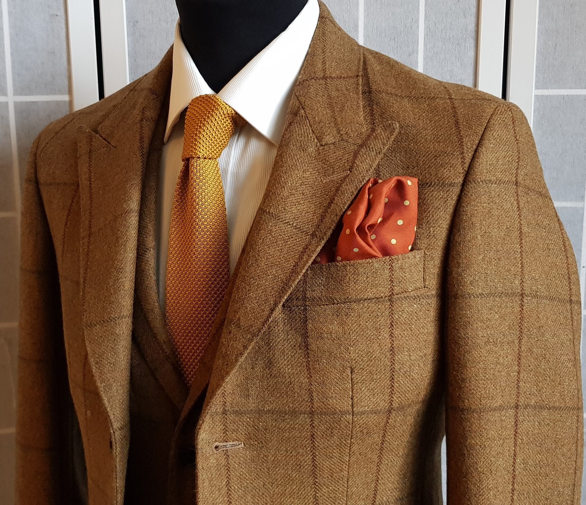 3 Piece Suit in Glenroyal Tweed (6).jpg
