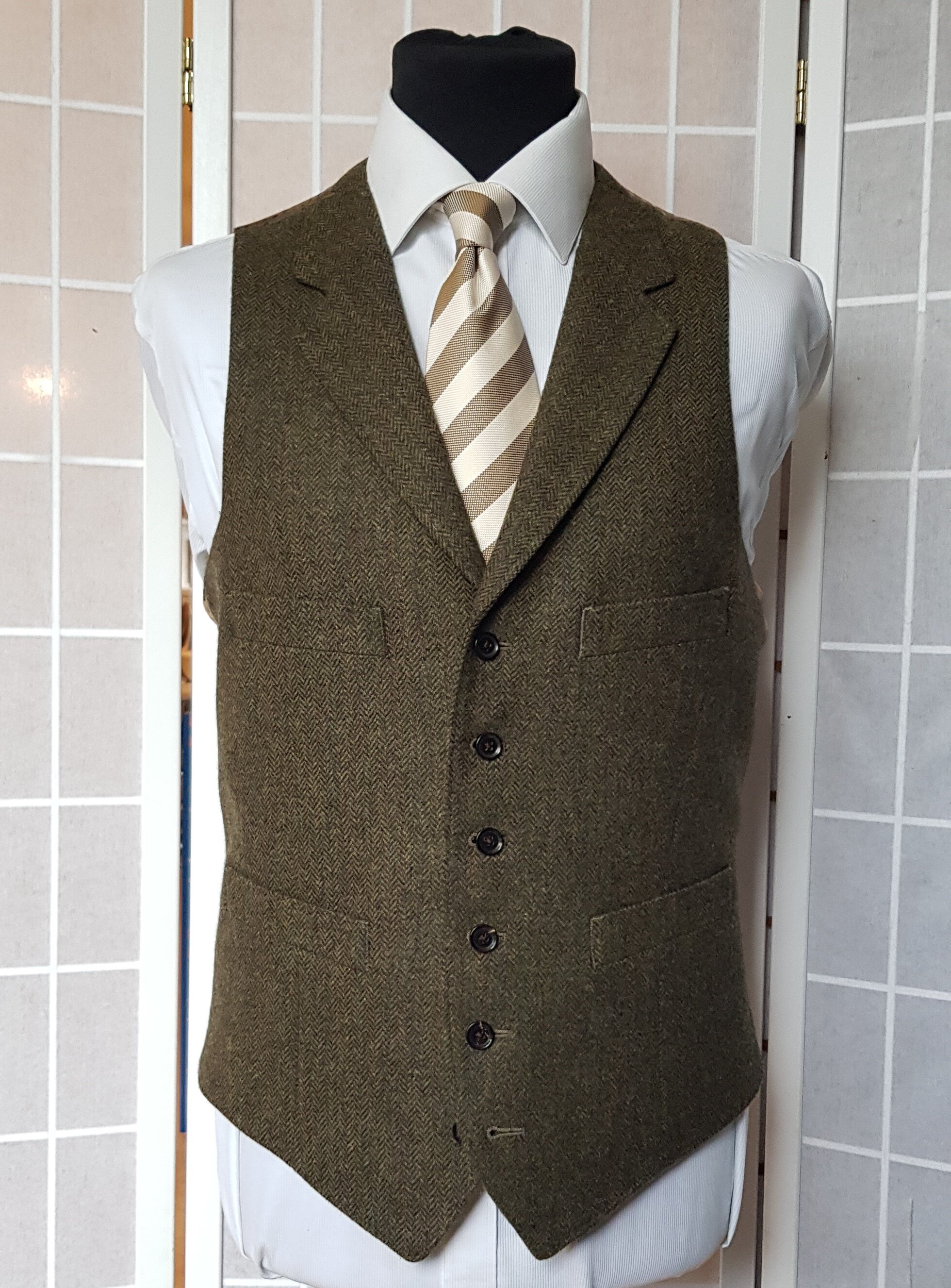 3 Piece Suit in Merino Lambswool Tweed (5).jpg