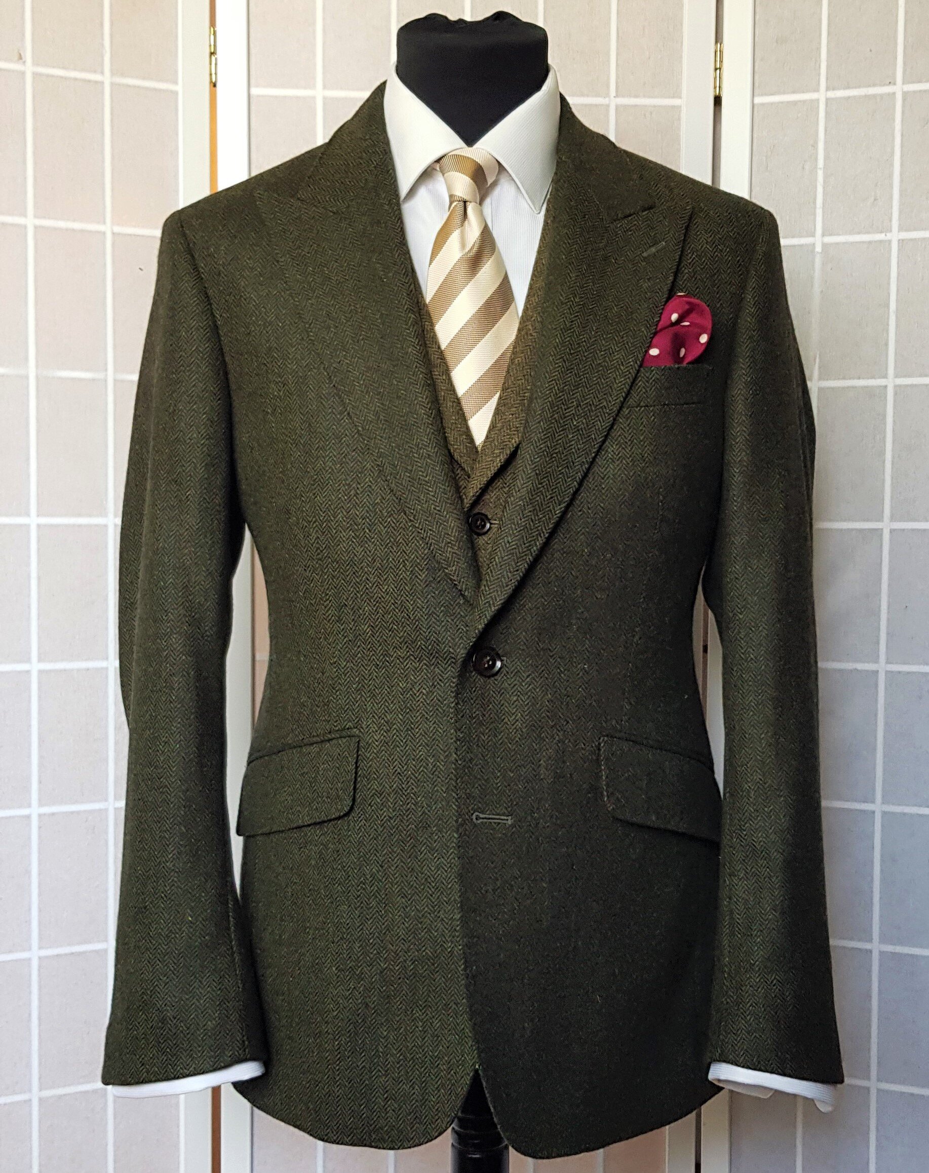 3 Piece Suit in Merino Lambswool Tweed (9).jpg