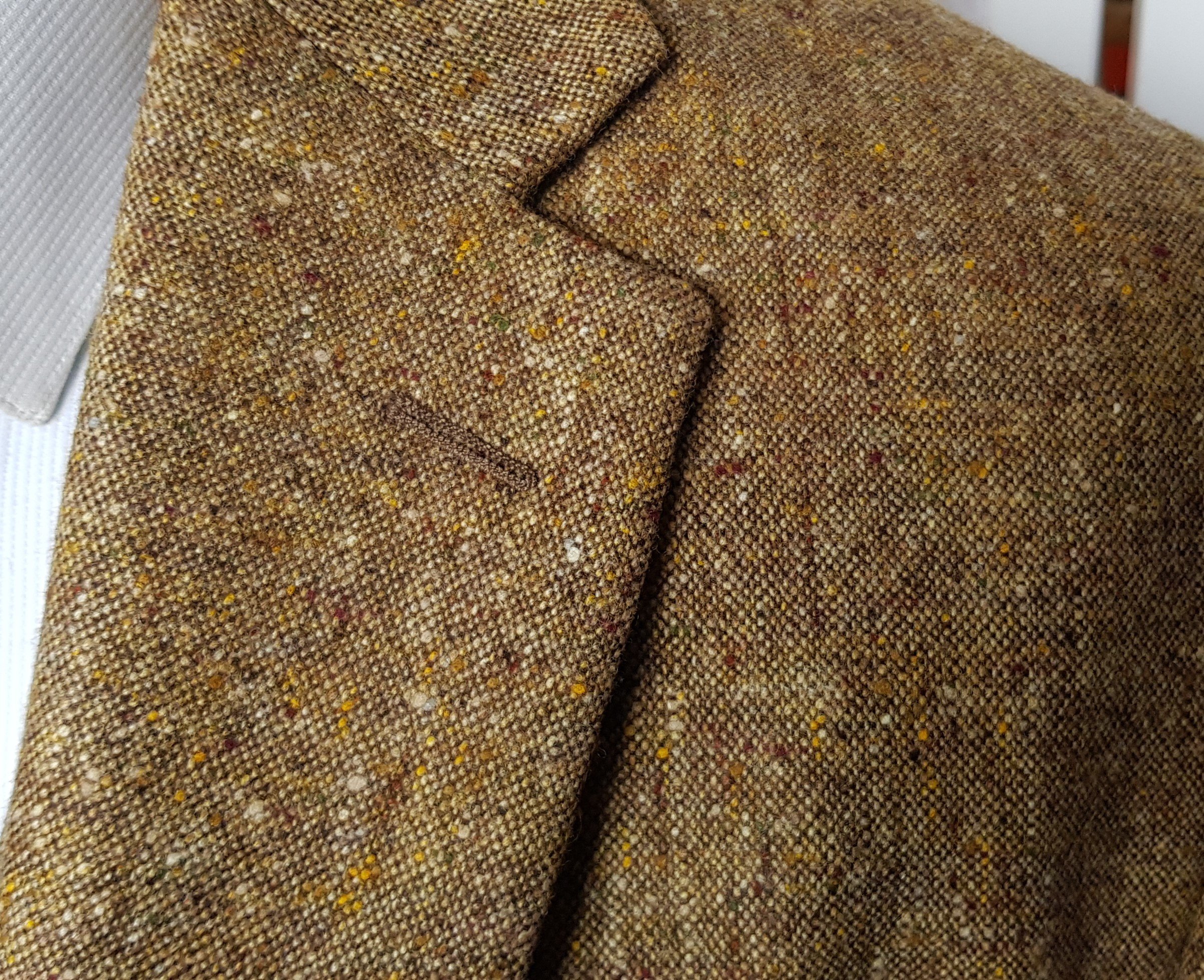Holland & Sherry Donegal Tweed Suit (10).jpg