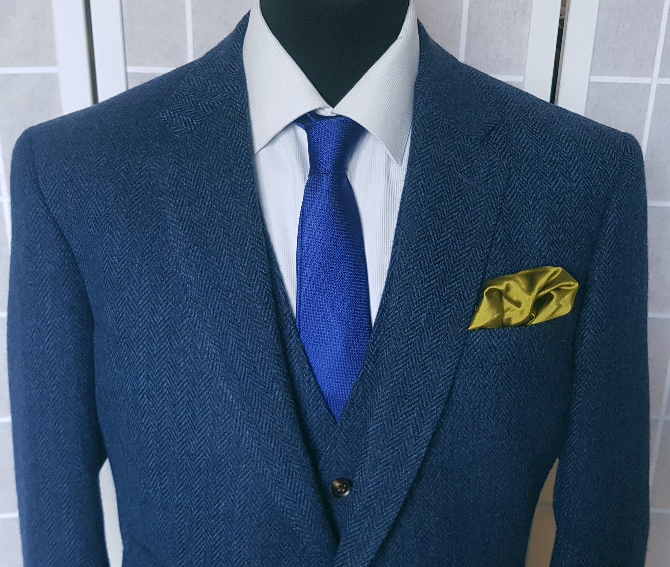 3 Piece Suit in W Bill Shetland Tweed 12123 — TWEED ADDICT