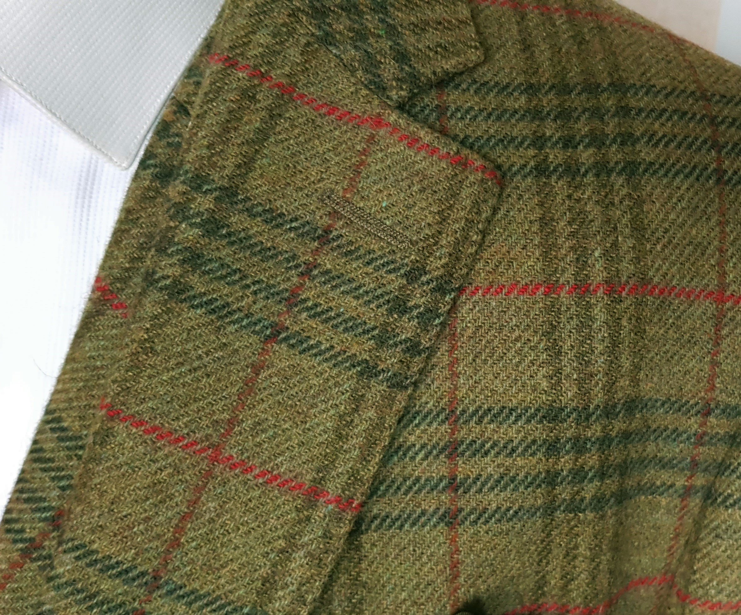 3 Piece Suit in Red and Green Check Tweed — TWEED ADDICT