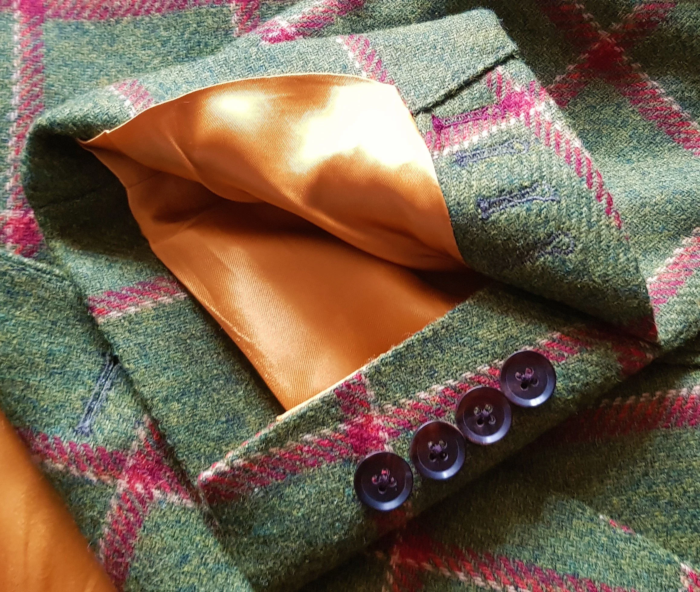 Bold Check 3 Piece Suit in Holland & Sherry Tweed — TWEED ADDICT