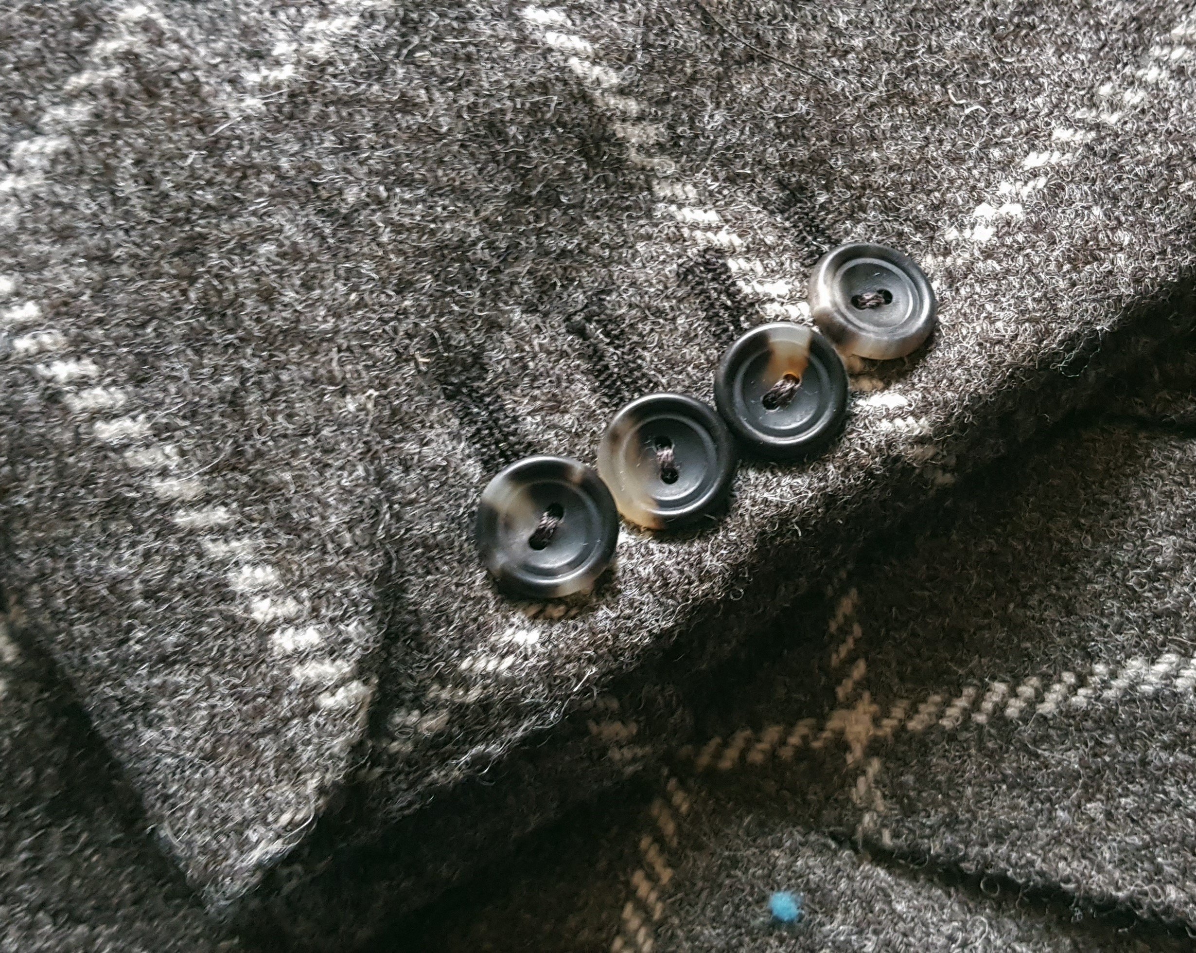 Jacket and waistcoat in undyed British yarn tweed (10).jpg