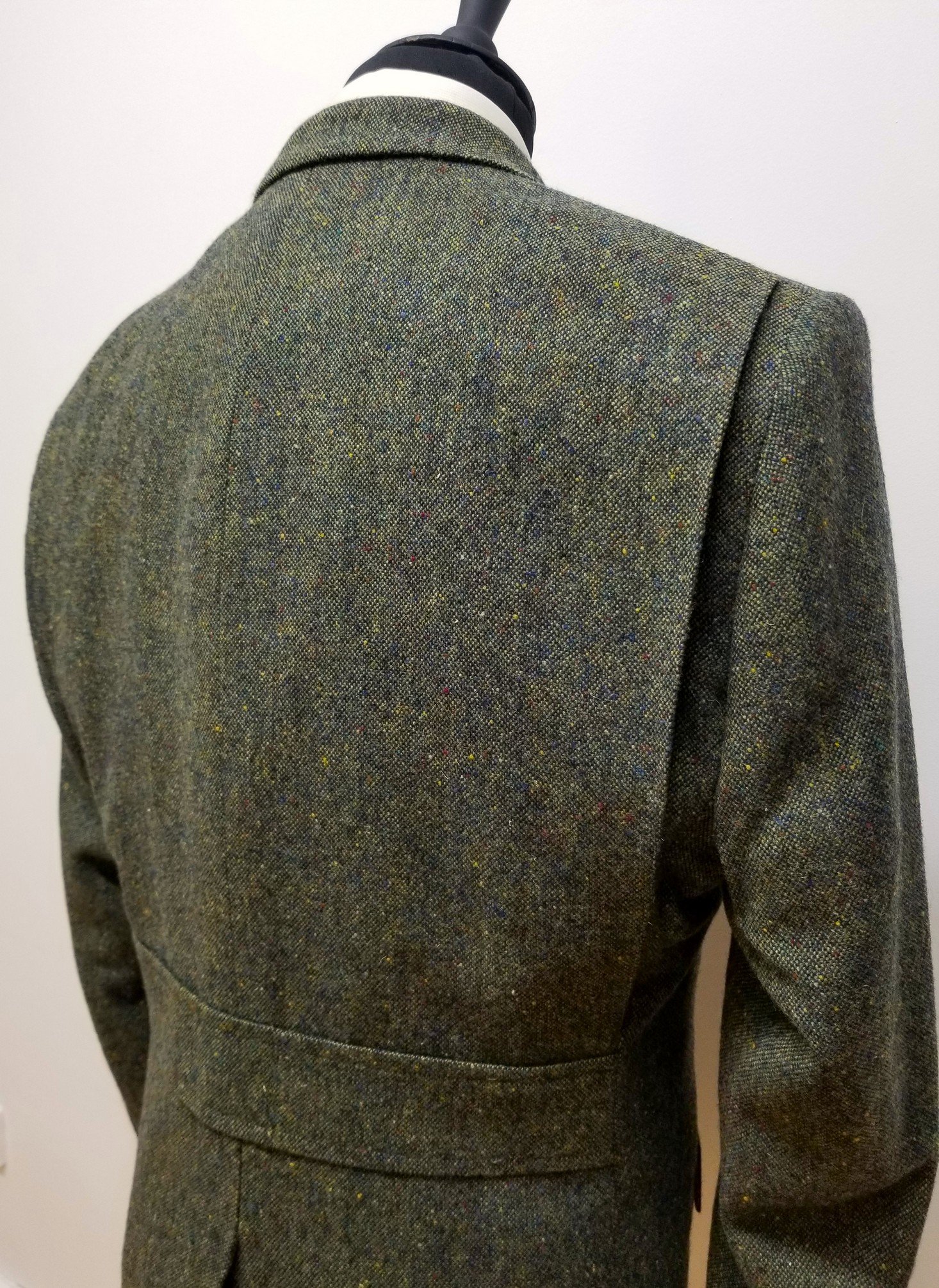 Jacket and Waistcoat in Green Donegal Tweed by Magee — TWEED ADDICT
