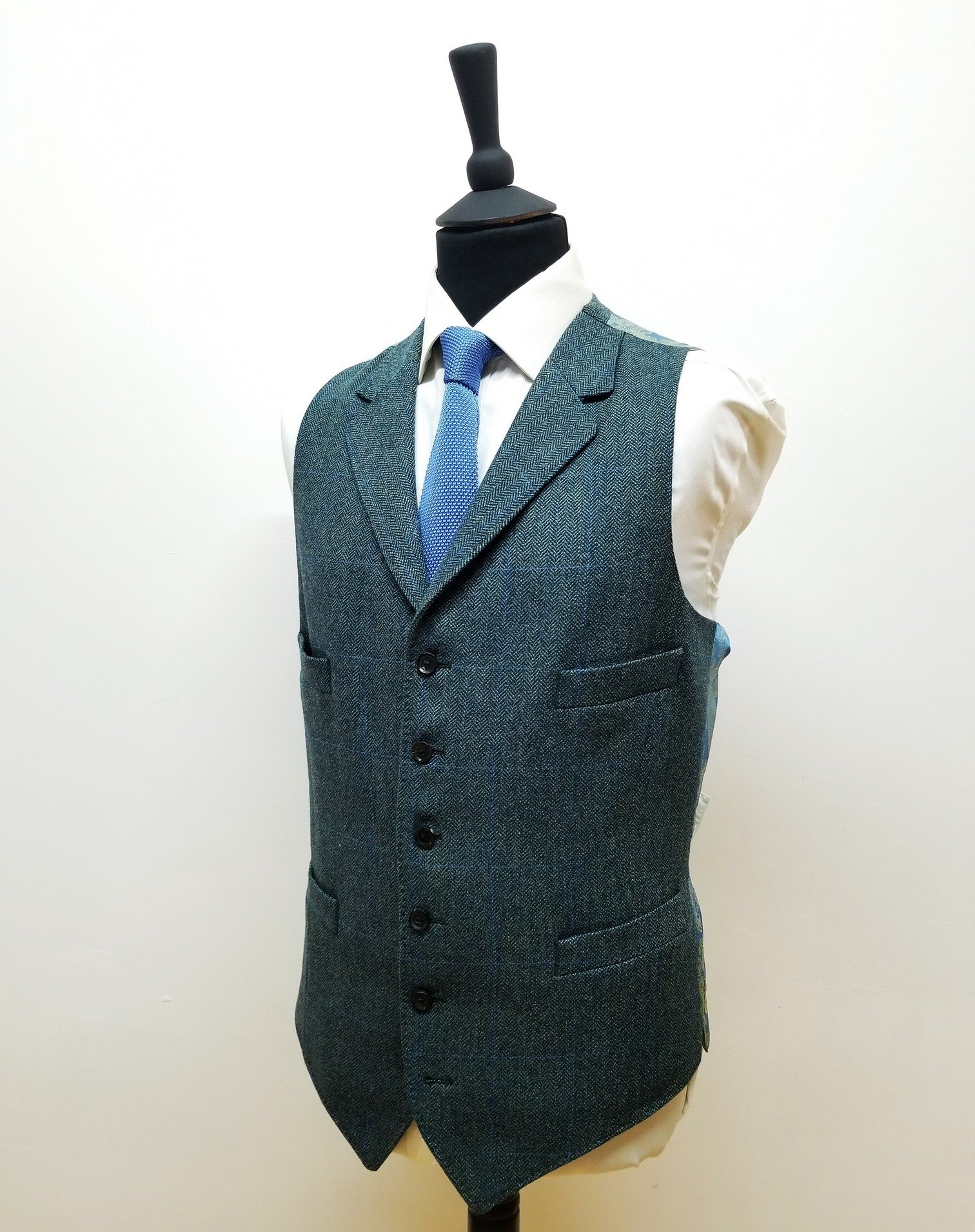 3 Piece suit in Lovat Mill Teviot tweed (3).jpg