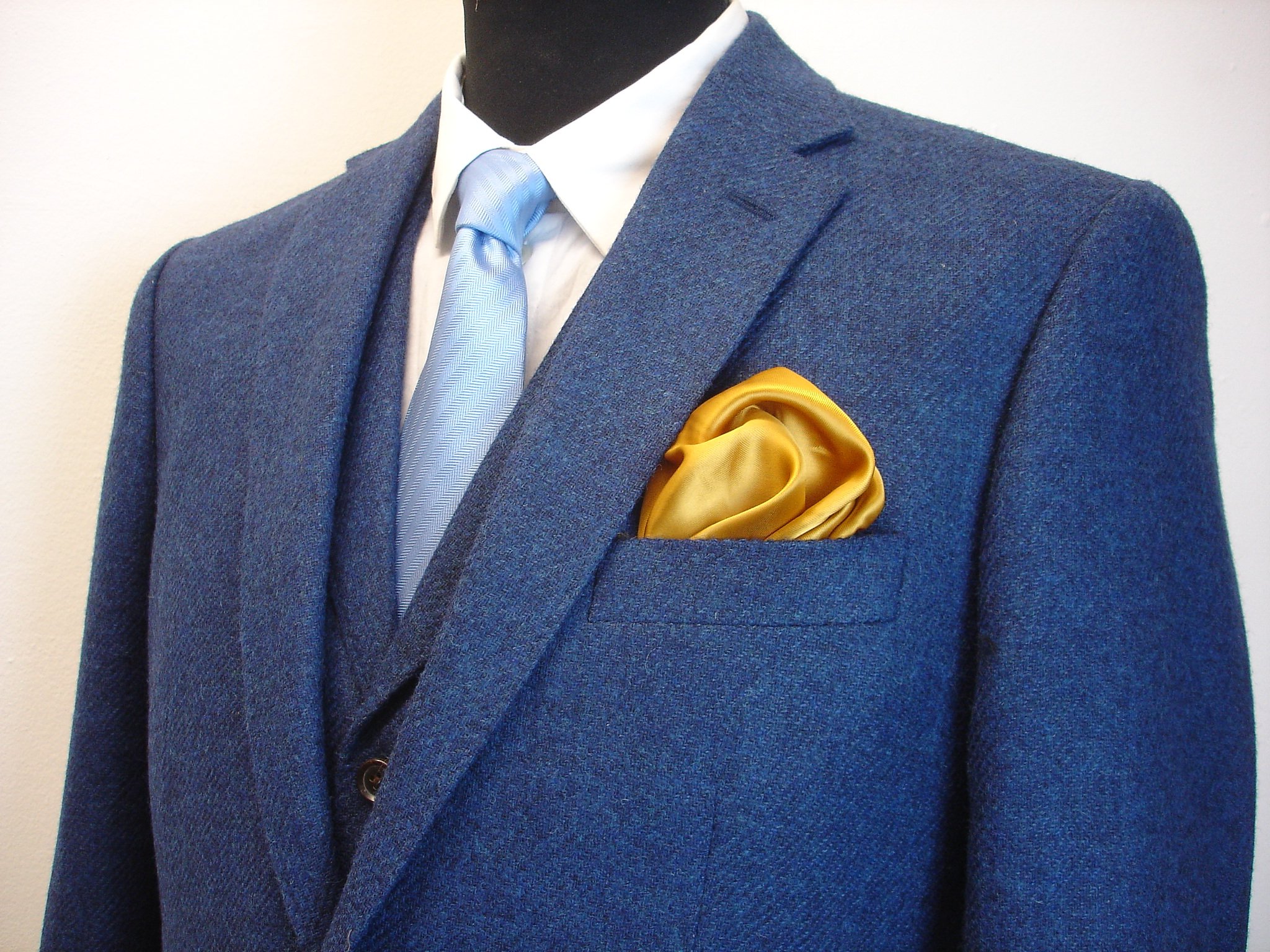 3 Piece Suit in Holland & SHerry Shetland Tweed (9).JPG