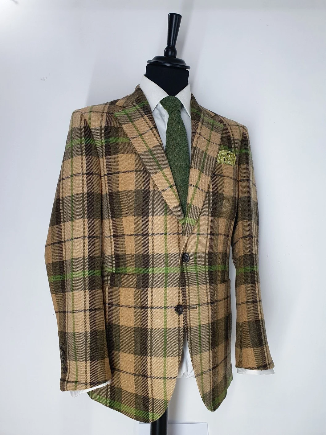 Fox Brothers Tweed Jacket (6).jpg