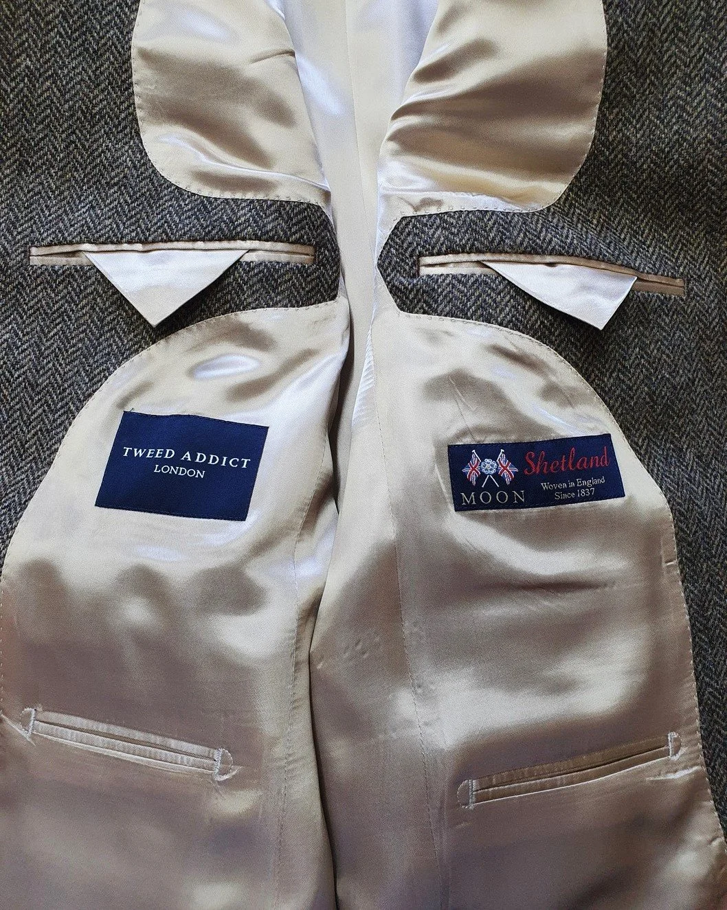 3 Piece Suit in Shetland Herringbone Tweed (11).jpg