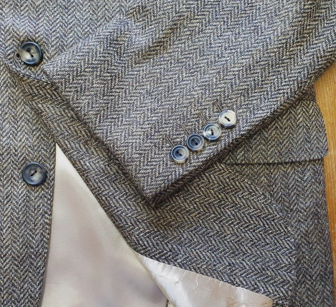 3 Piece Suit in Shetland Herringbone Tweed (13).jpg