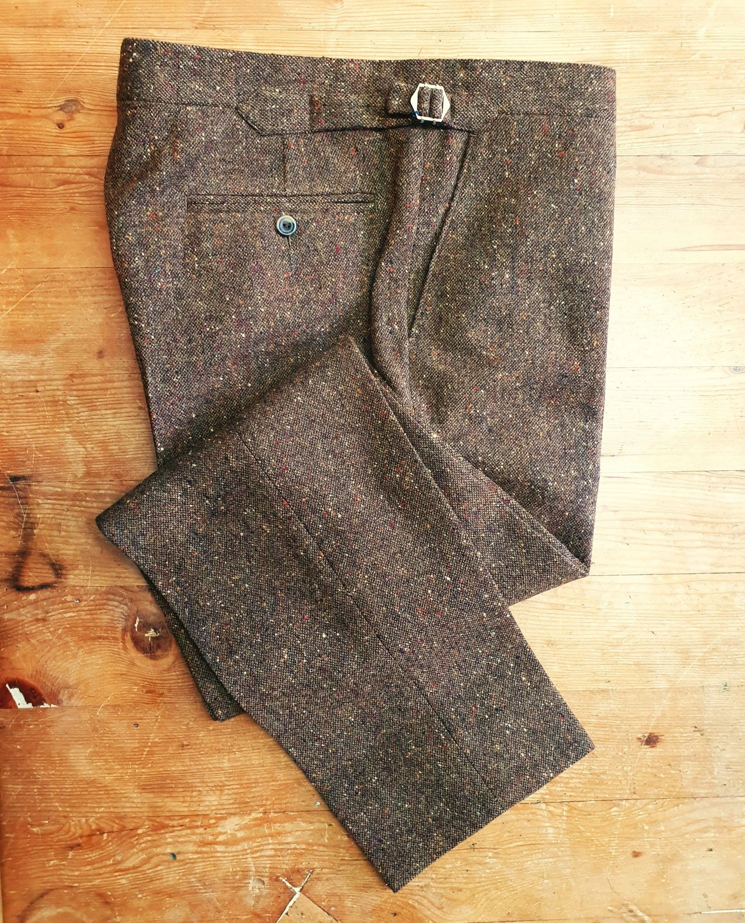 3 piece suit in Magee Brown Donegal Tweed (4).jpg