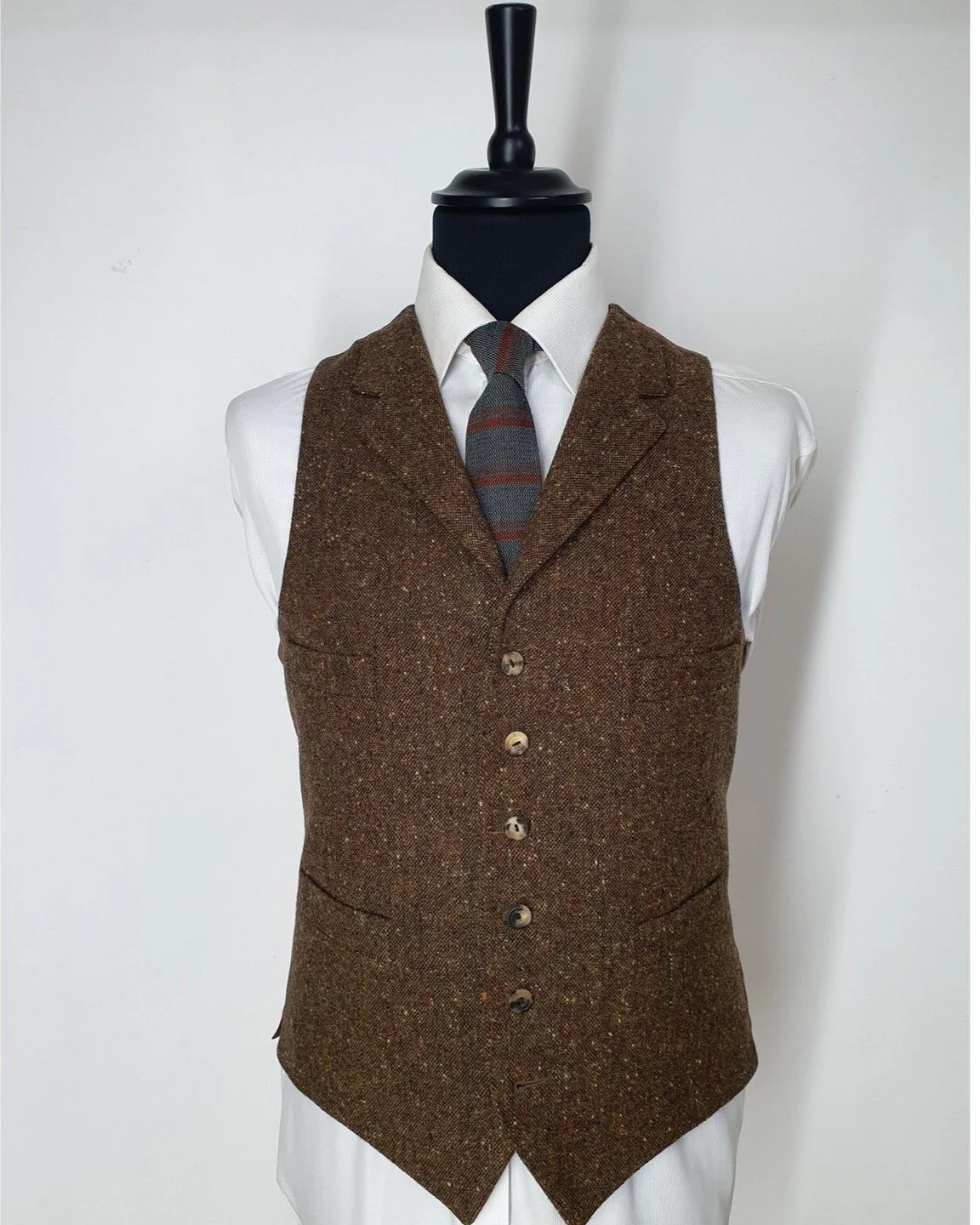 3 piece suit in Magee Brown Donegal Tweed (6).jpg