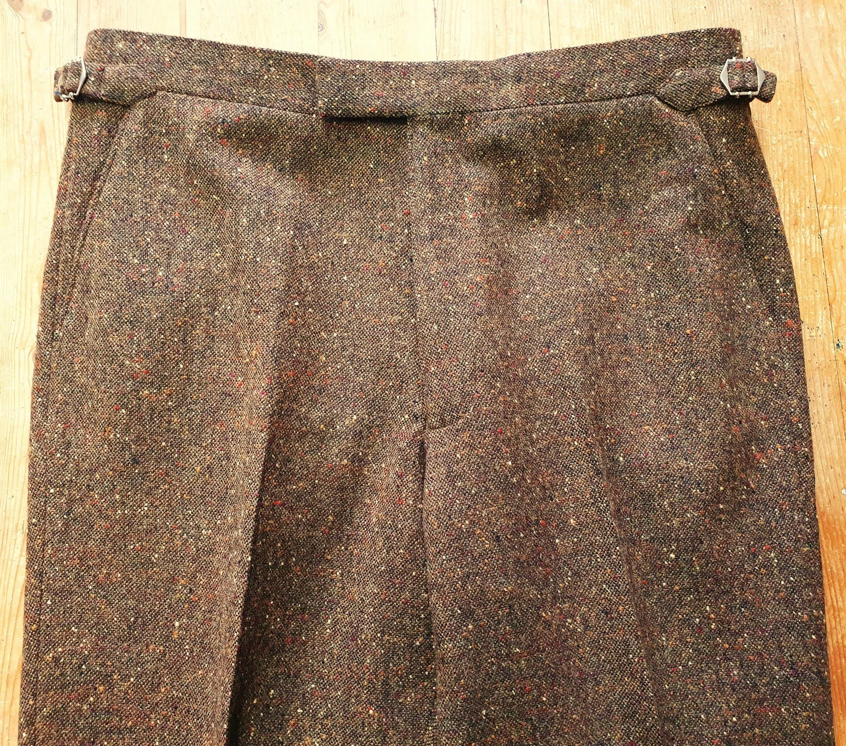 3 piece suit in Magee Brown Donegal Tweed (5).jpg