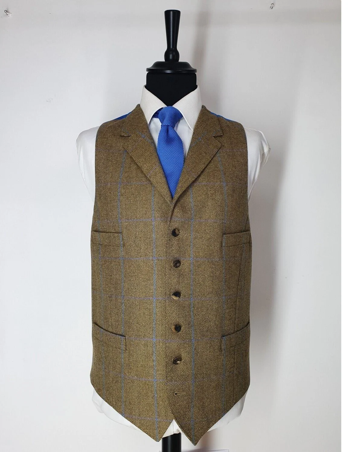 Jacket and Waistcoat in Lovat Mill Tweed (11).jpg