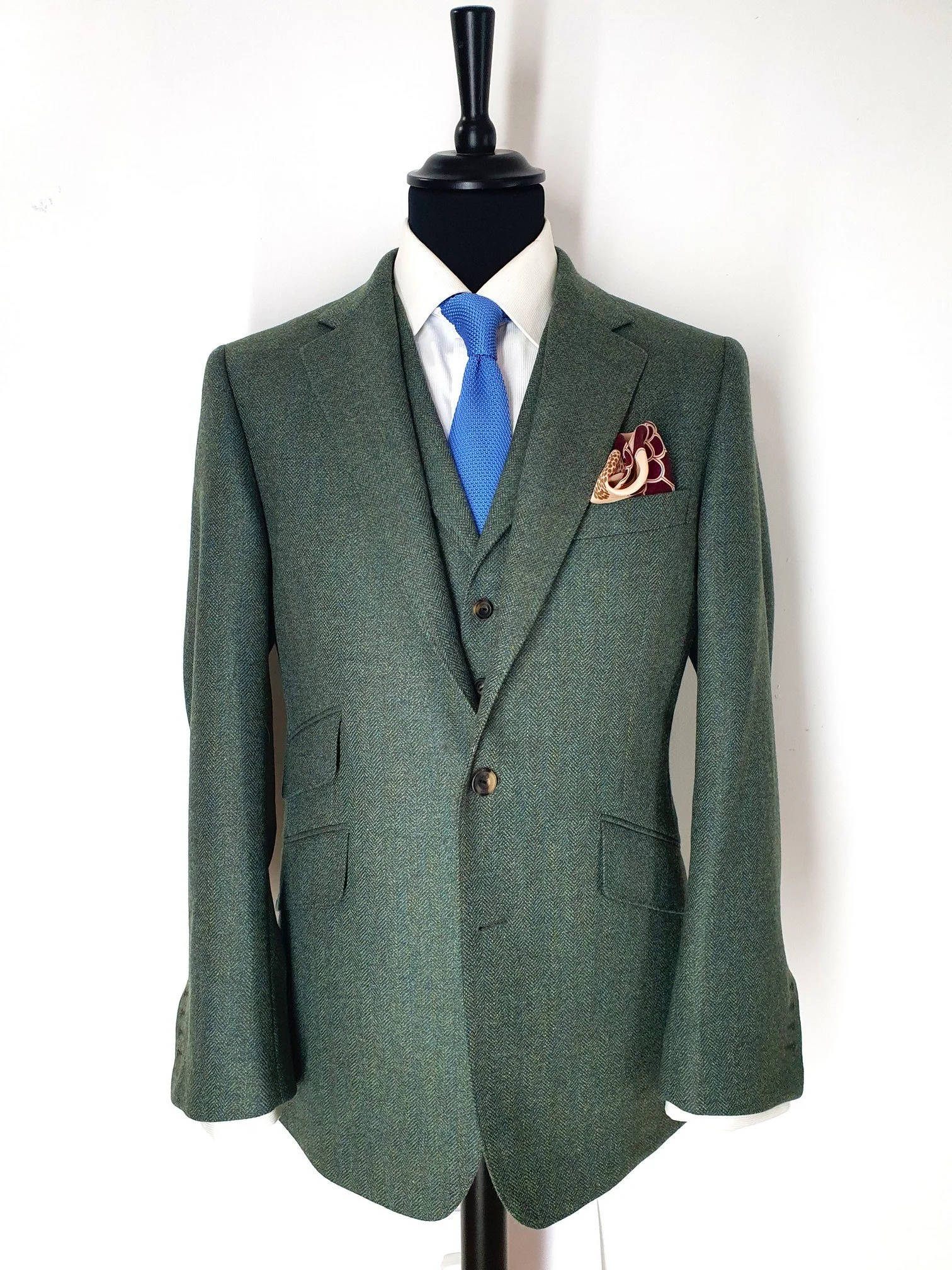 Lovat Mill Herringbone Tweed Suit (3).jpg