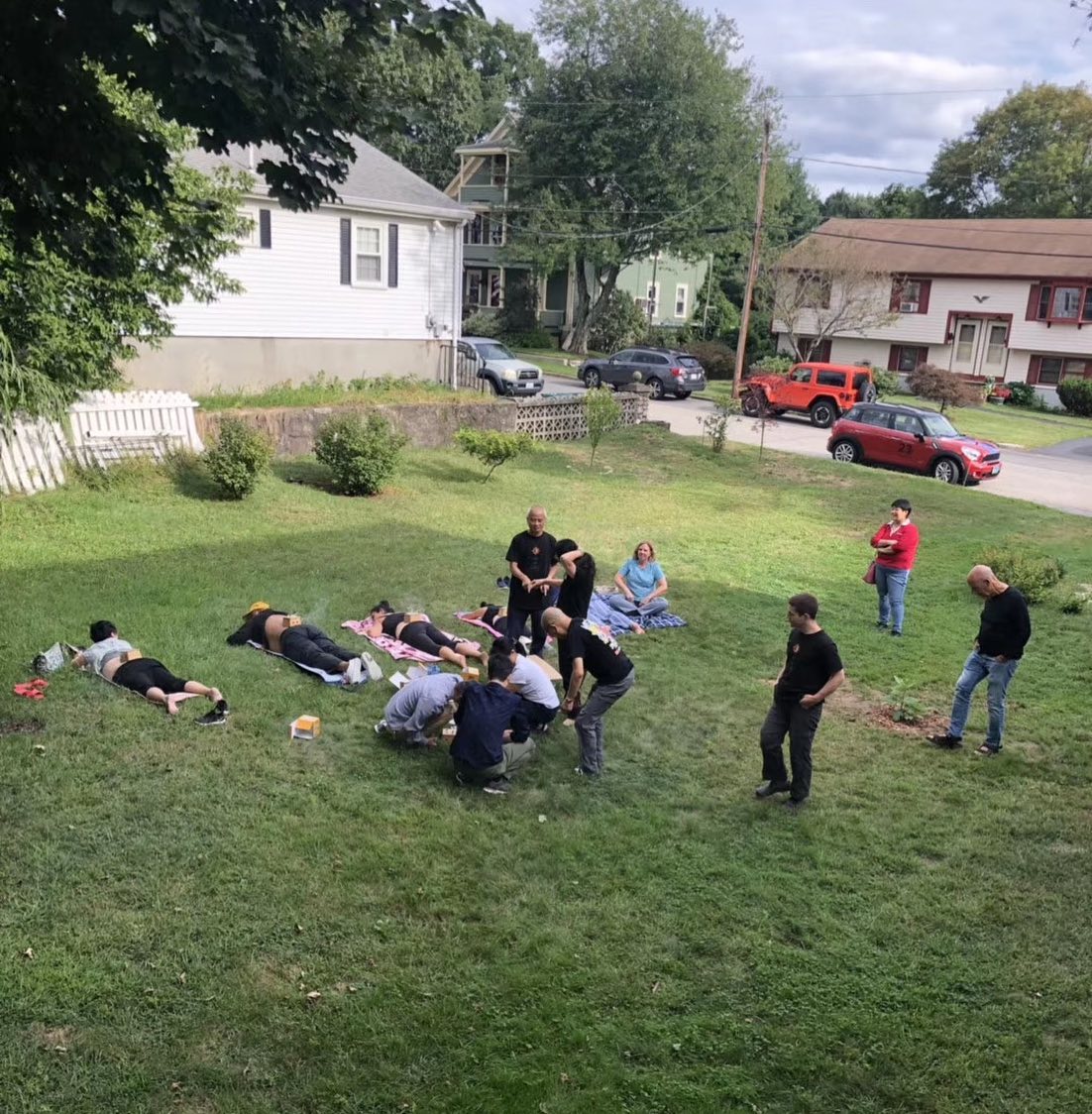 Participants experiencing moxa treatment