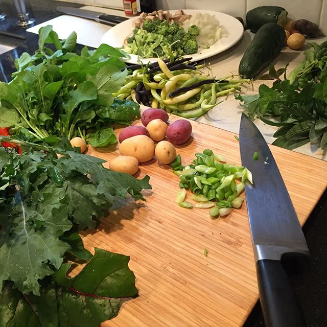 Slaying in the garden 🔪🌿