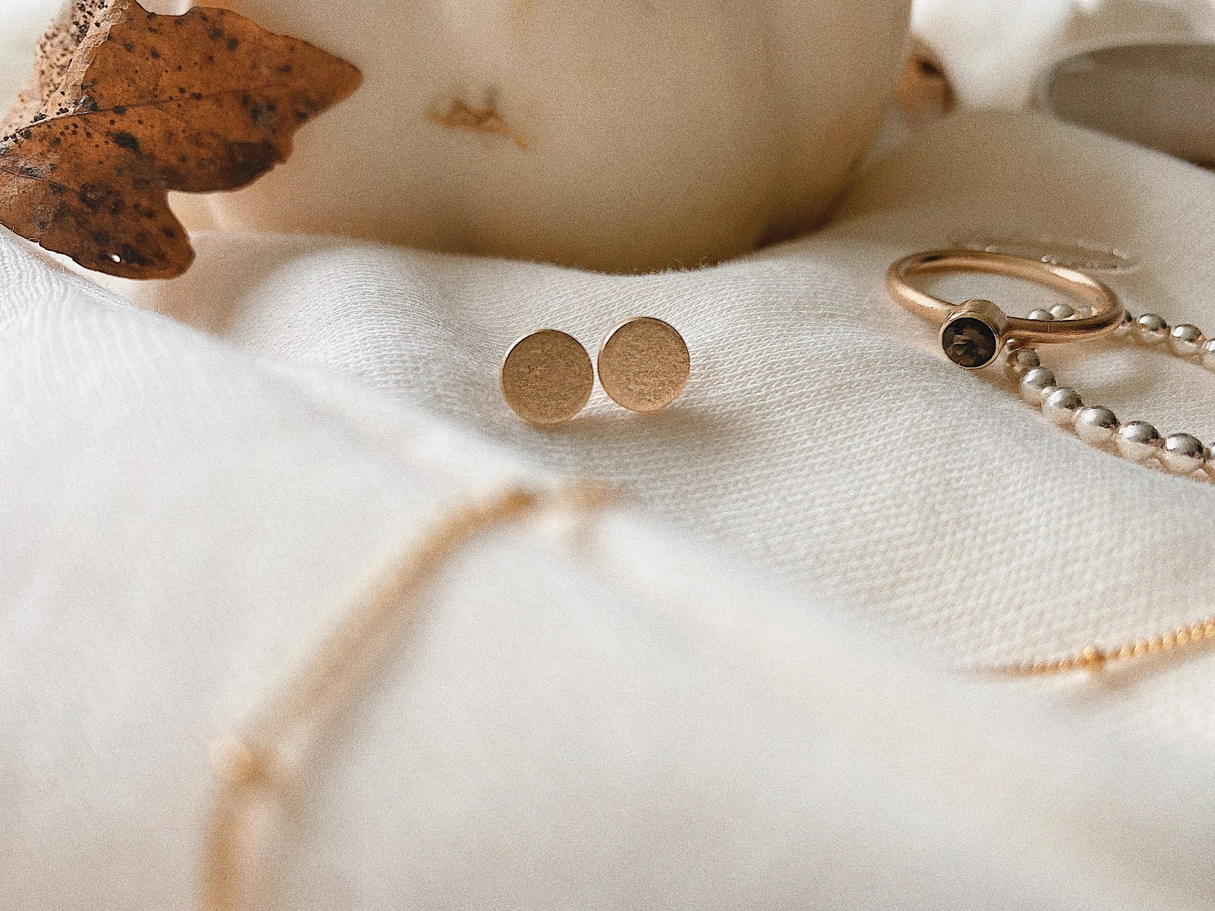 LUX GOLD STUDS.JPG