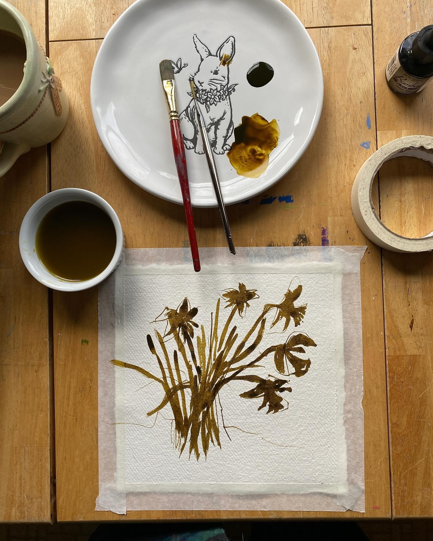 Day 51/100 #meltingpotflorals
Silhouette botanicals
I love the look of a beautifully framed silhouetted botanical. They are simple but elegant. So I&rsquo;m painting some for my gallery wall. The wall color is a dark warm green and I&rsquo;m thinking