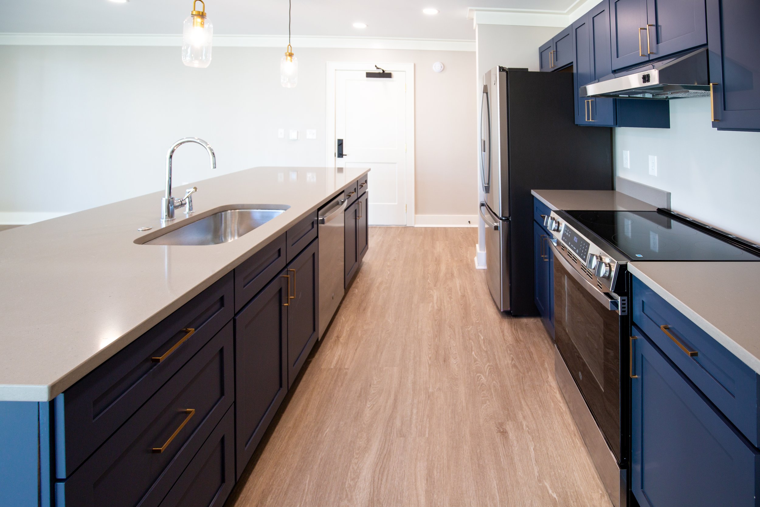 Blanding St Interior-09.jpg