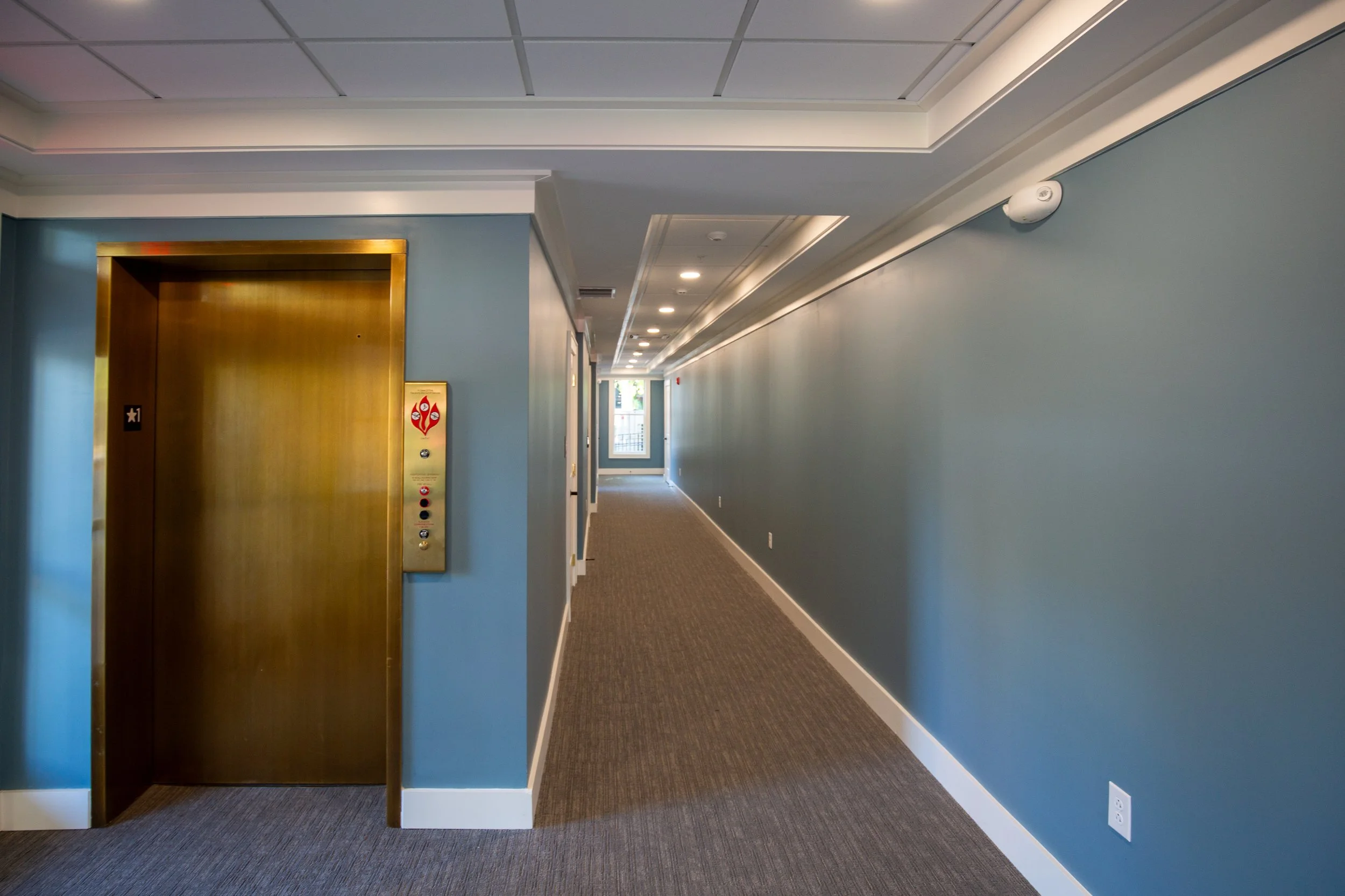 Blanding St Interior-44.jpg
