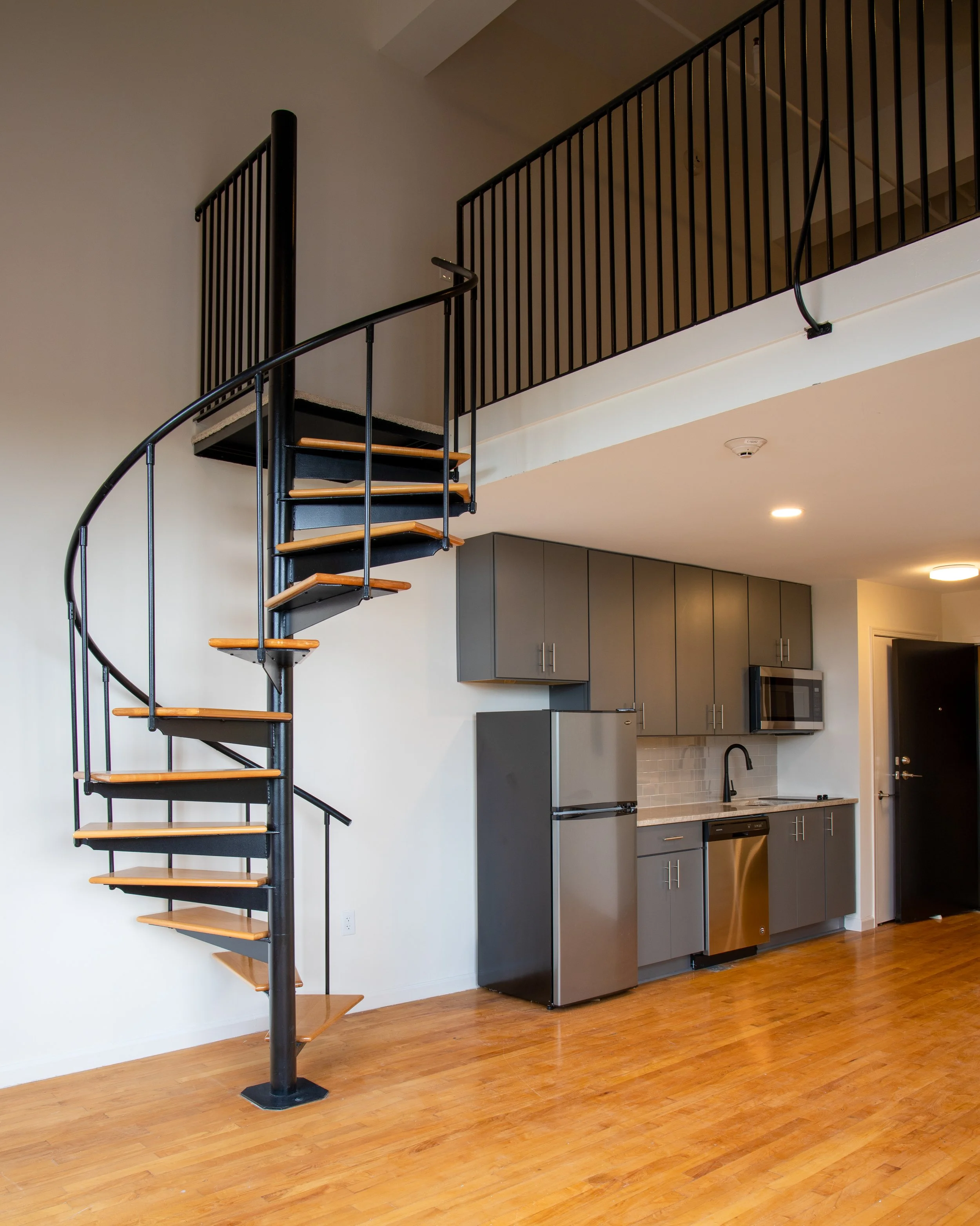 Loft 1.jpg