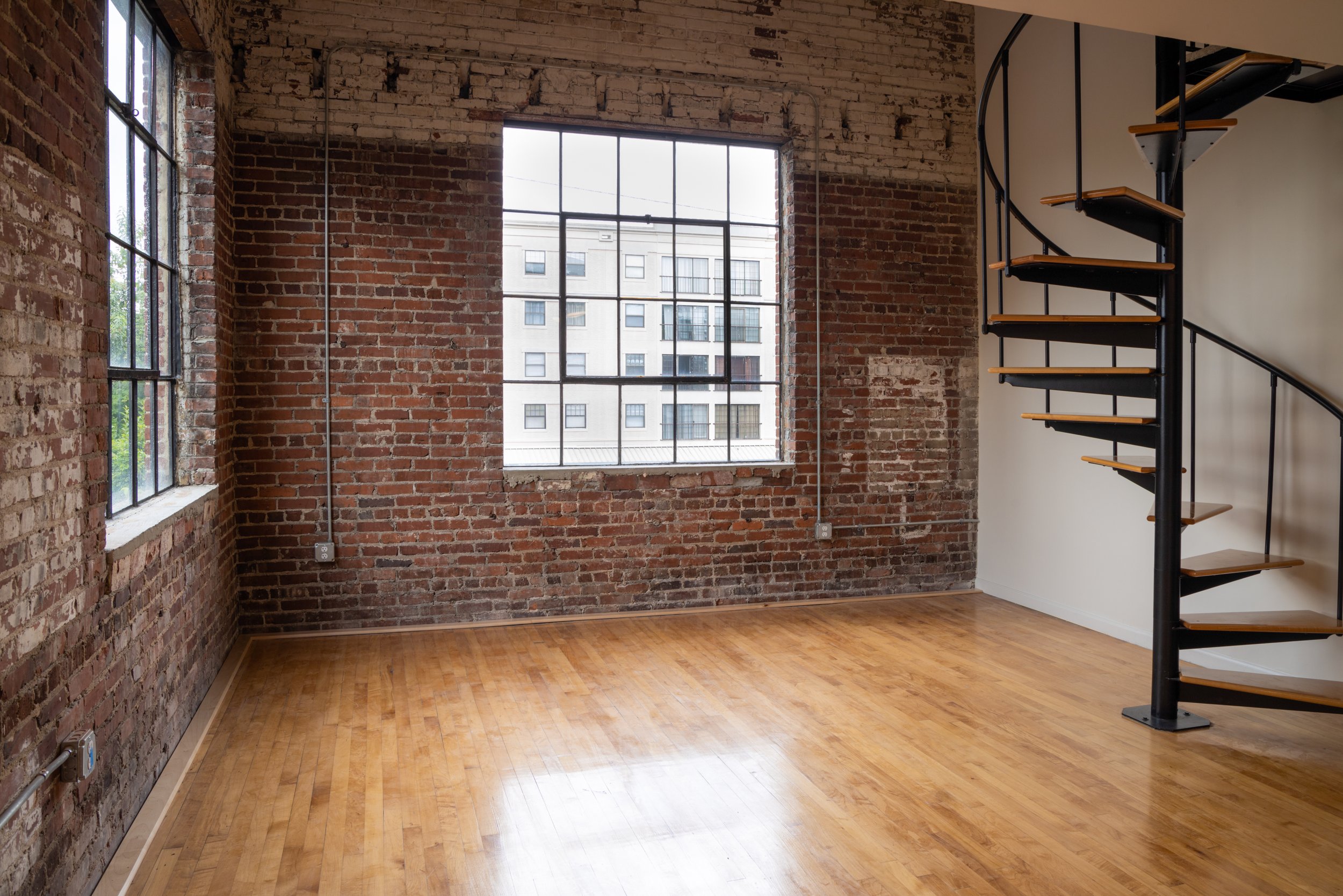 Loft 2.jpg