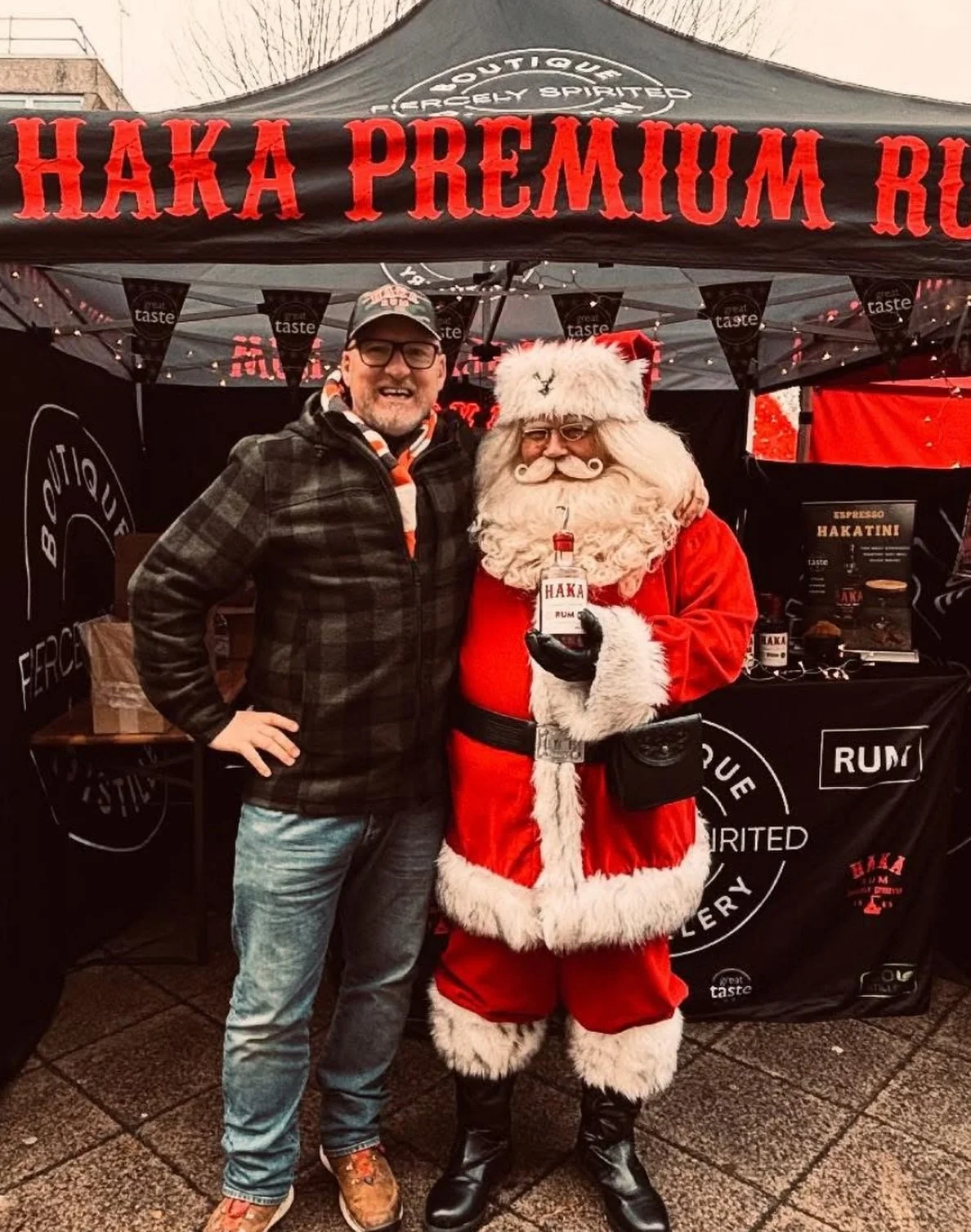 Got to go to the Eat Festival in Nailsea a couple of weeks ago and met the man himself. Such an awesome day spent with great customers, other traders and the loveliest event organisers who worked incredibly hard. 
.
.
#foodfestivals #hakarum #eatfest