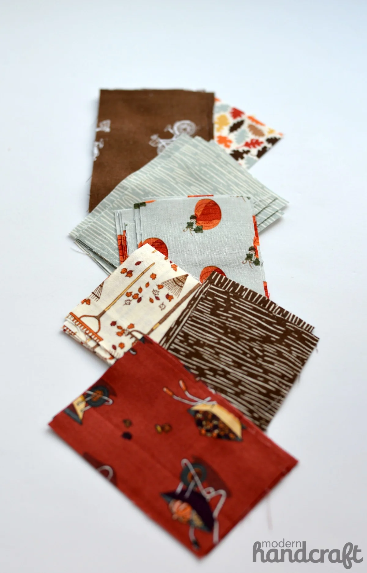 Modern Handcraft // Modern Maples Mini Quilt Tutorial