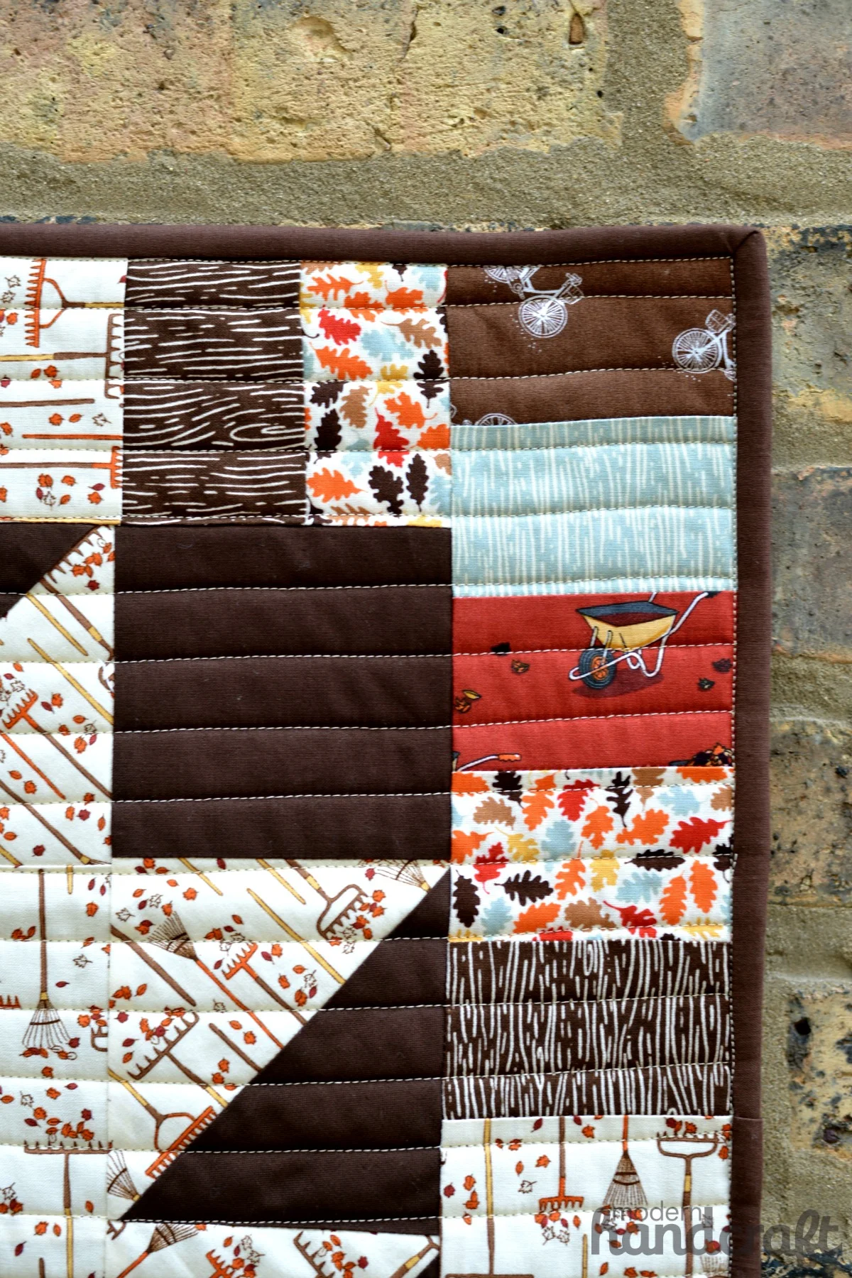 Modern Handcraft // Modern Maples Mini Quilt Tutorial