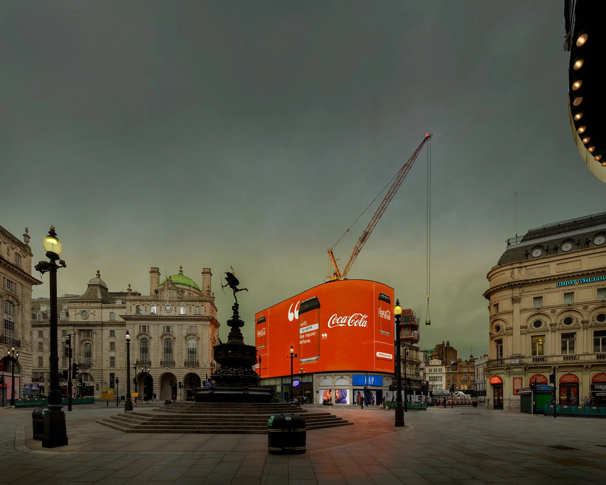 piccadilly-circus-darker-2021.jpeg