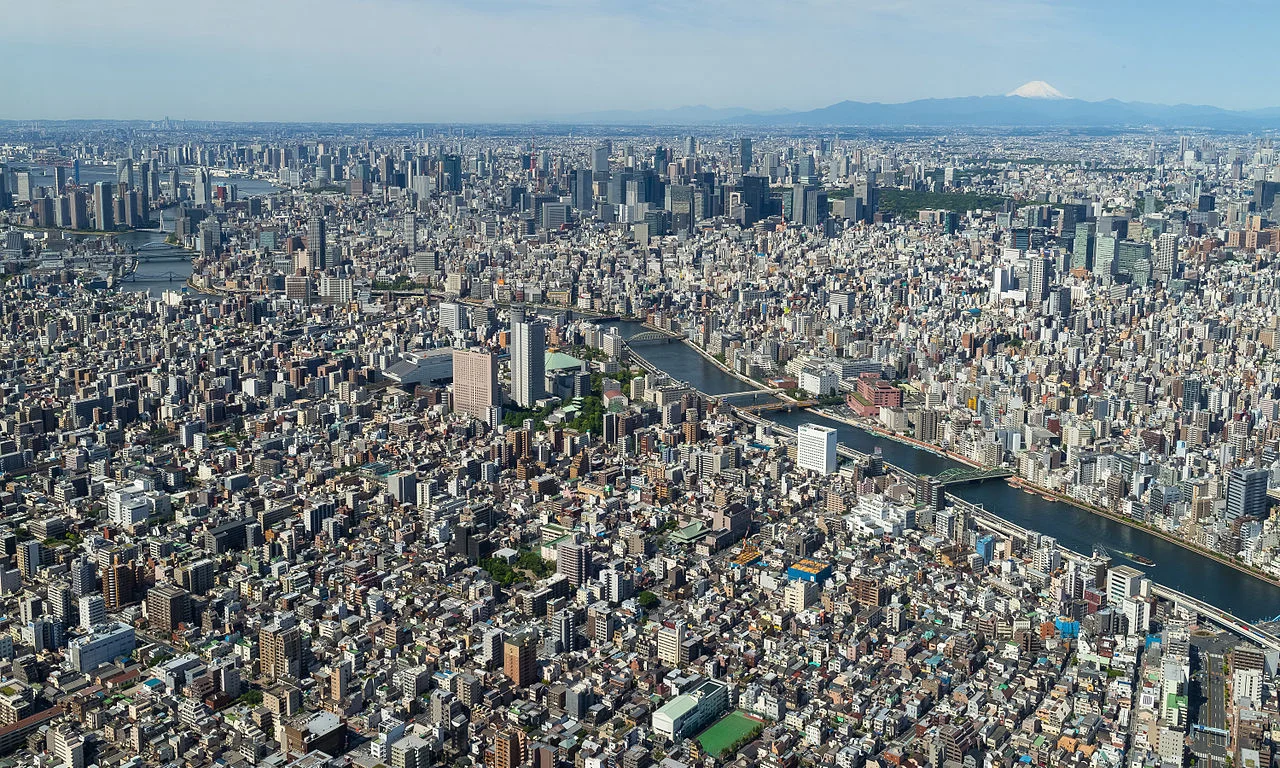 84_Tokyo_from_the_top_of_the_SkyTree.JPG