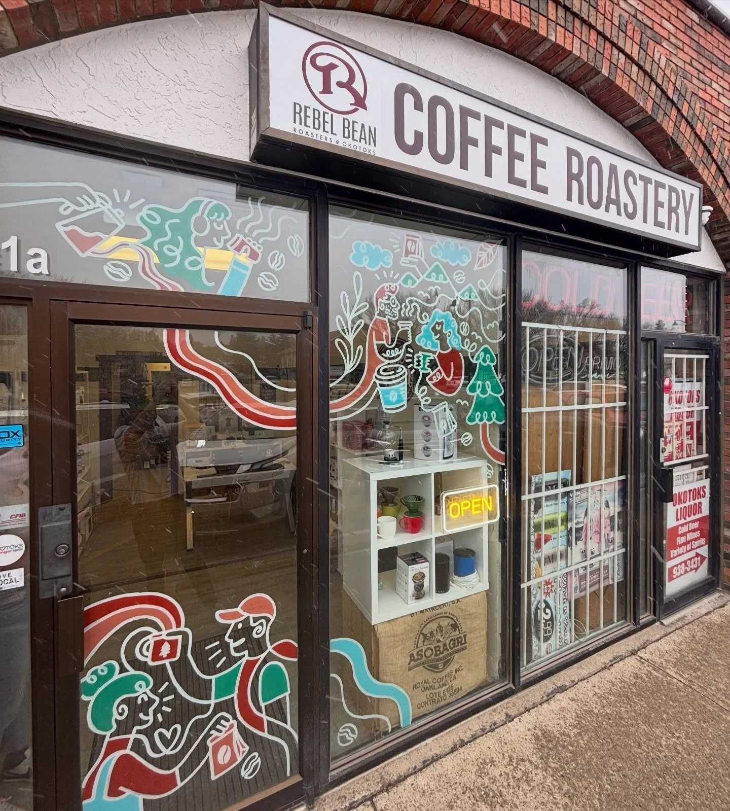 Working with local businesses who truly have your back makes all the difference. Huge thanks to @spydesigninc for helping us update our sign with our new logo (long overdue!) and for always being there when things get hectic, like stepping in to prin
